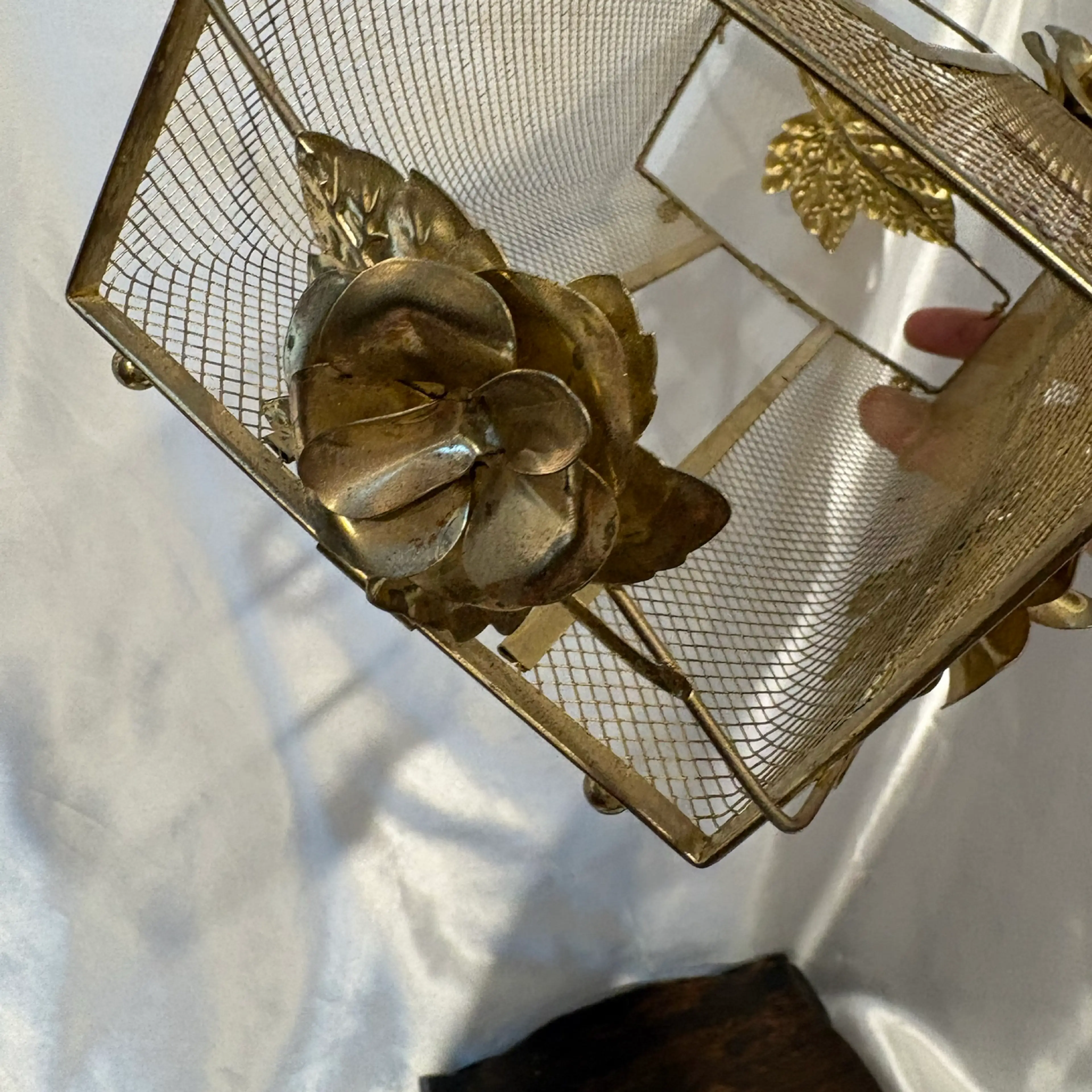 Image 3 of 4
