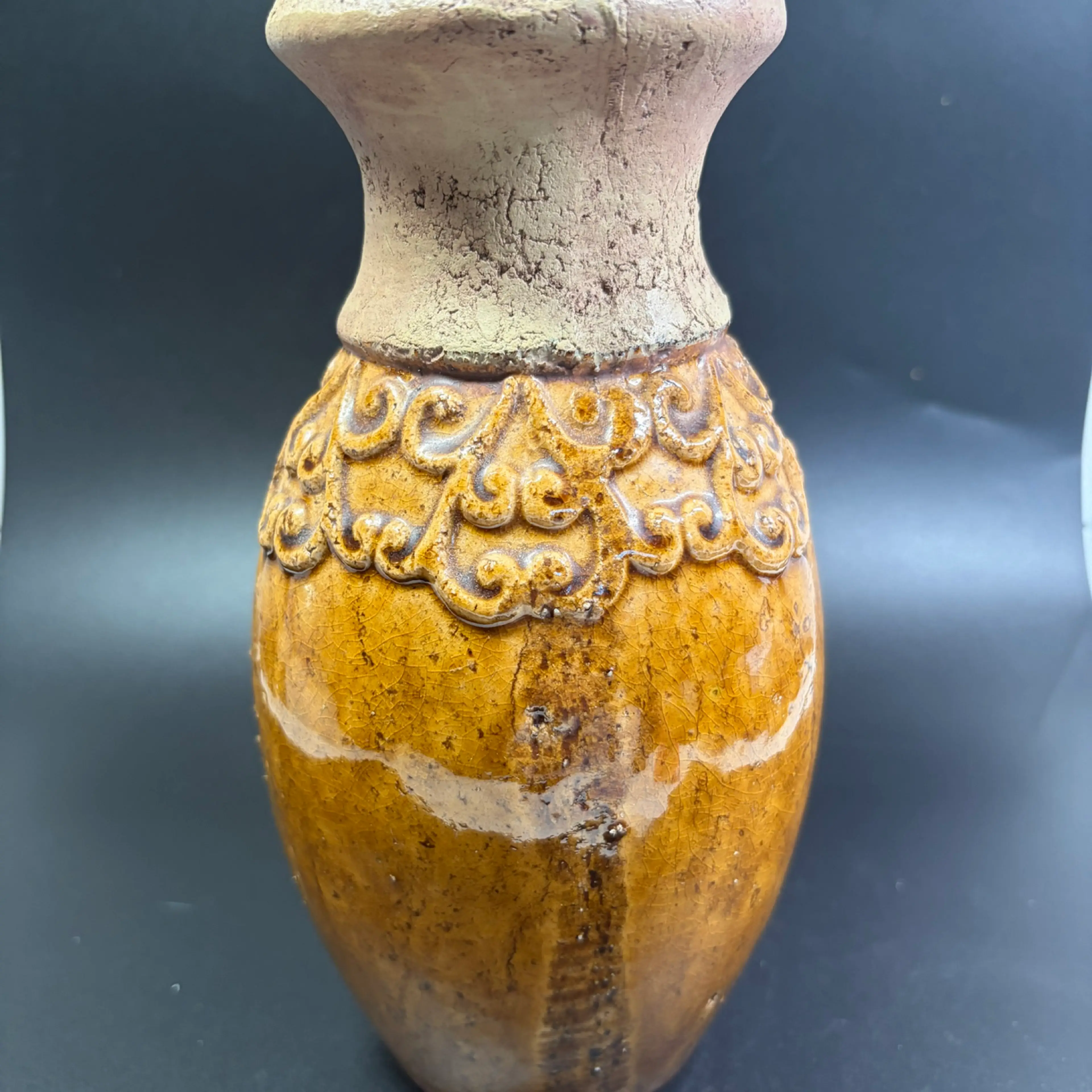 Image 2 of 7