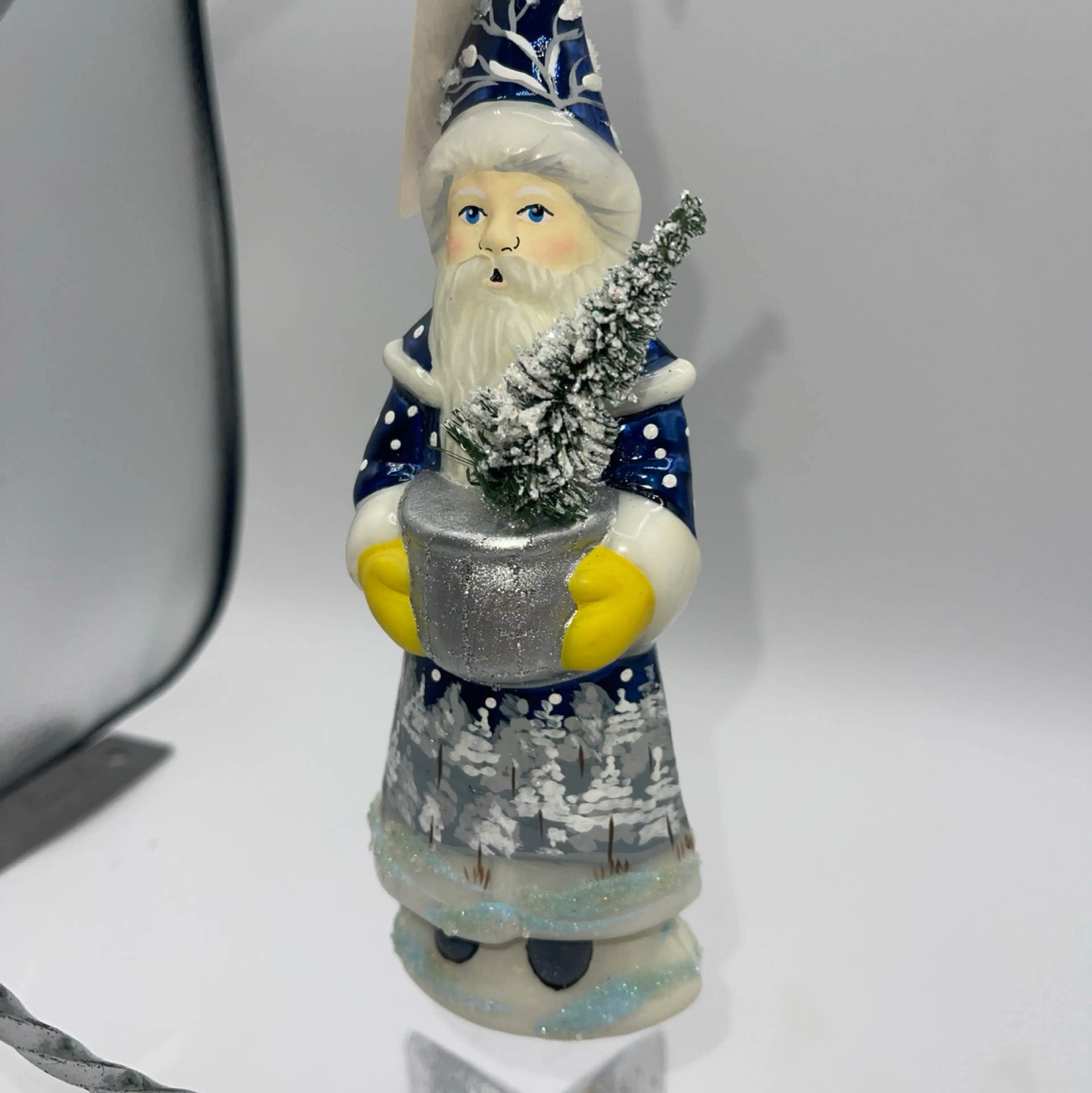 Image 1 of 7