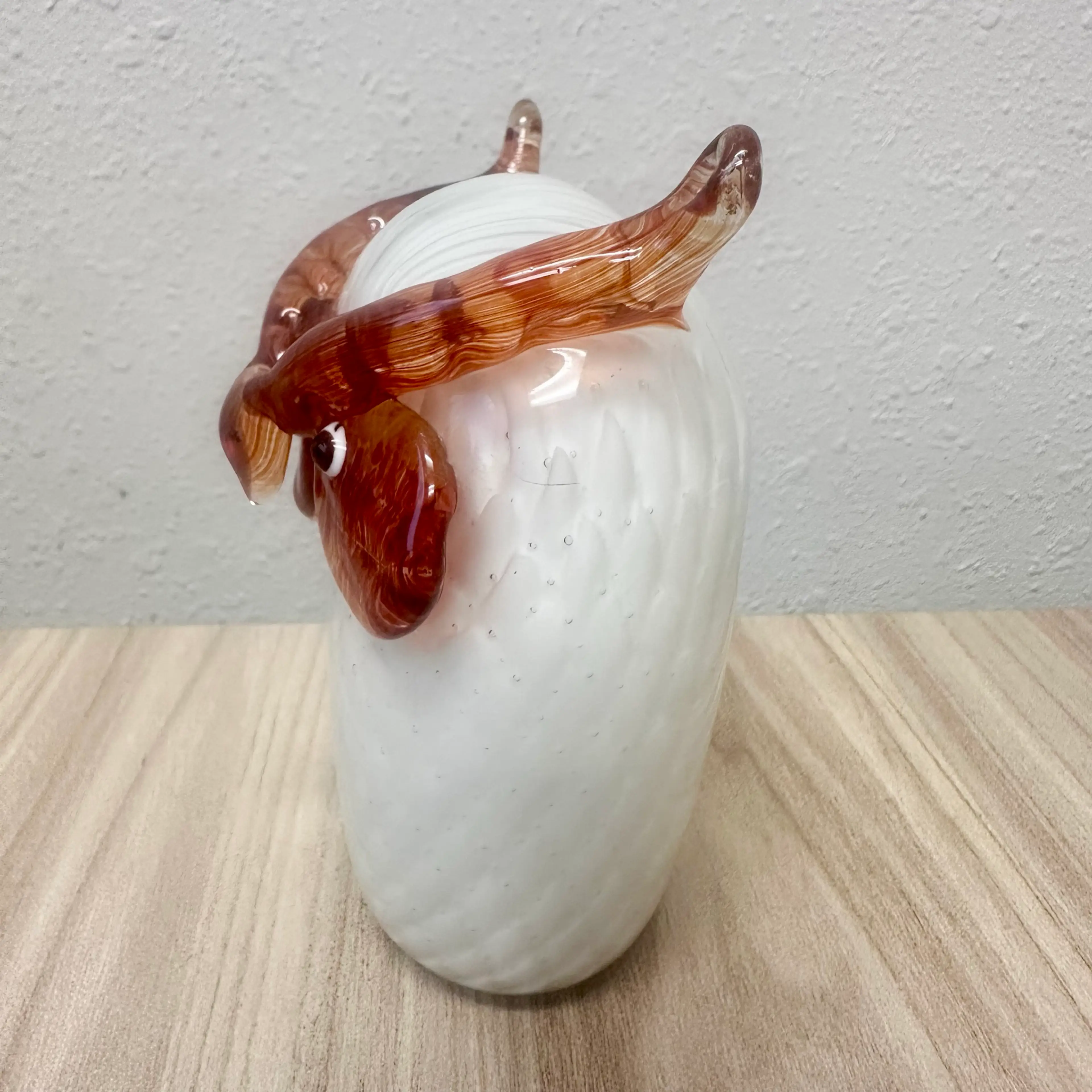 Image 4 of 16
