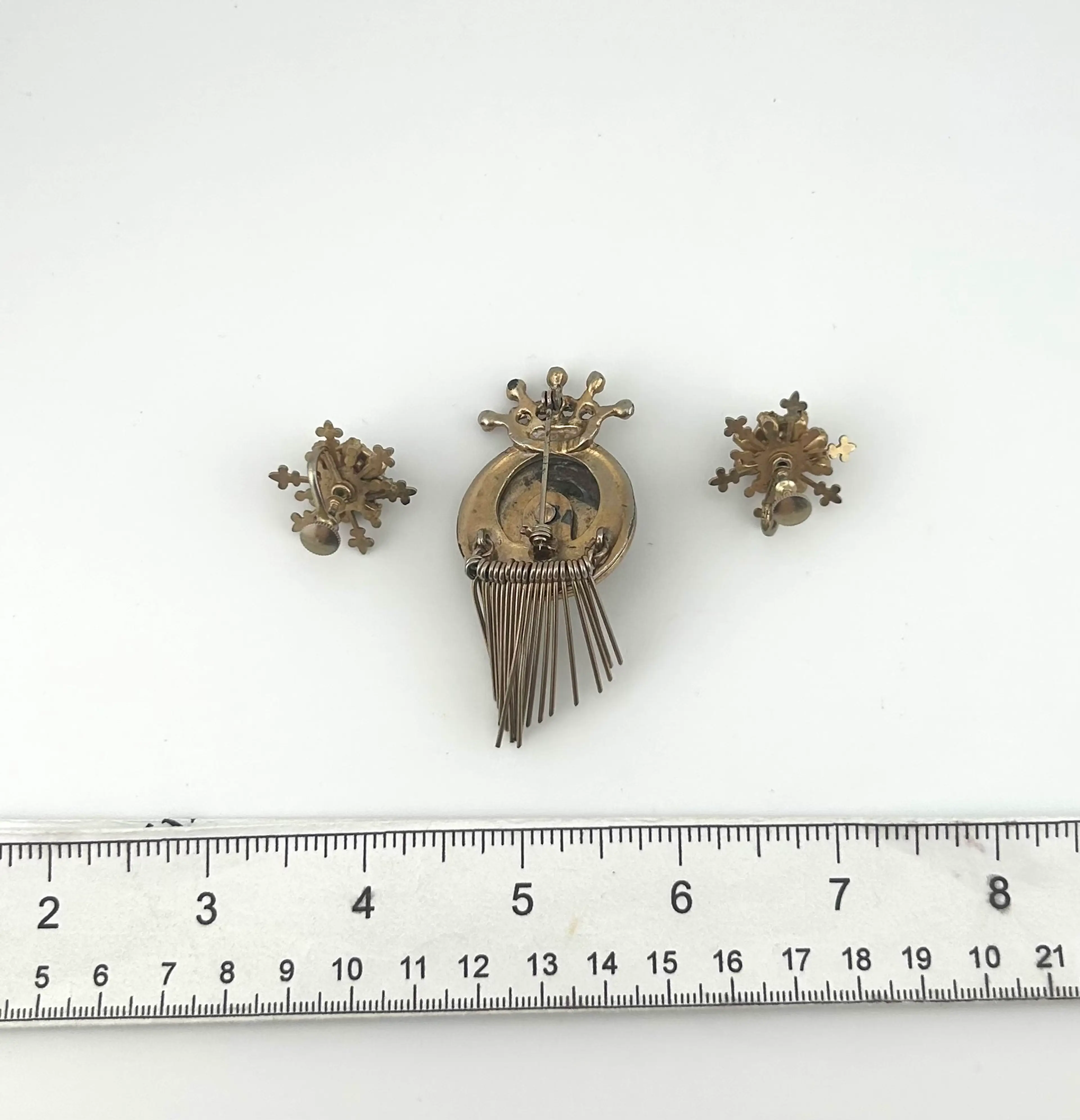 Image 4 of 5