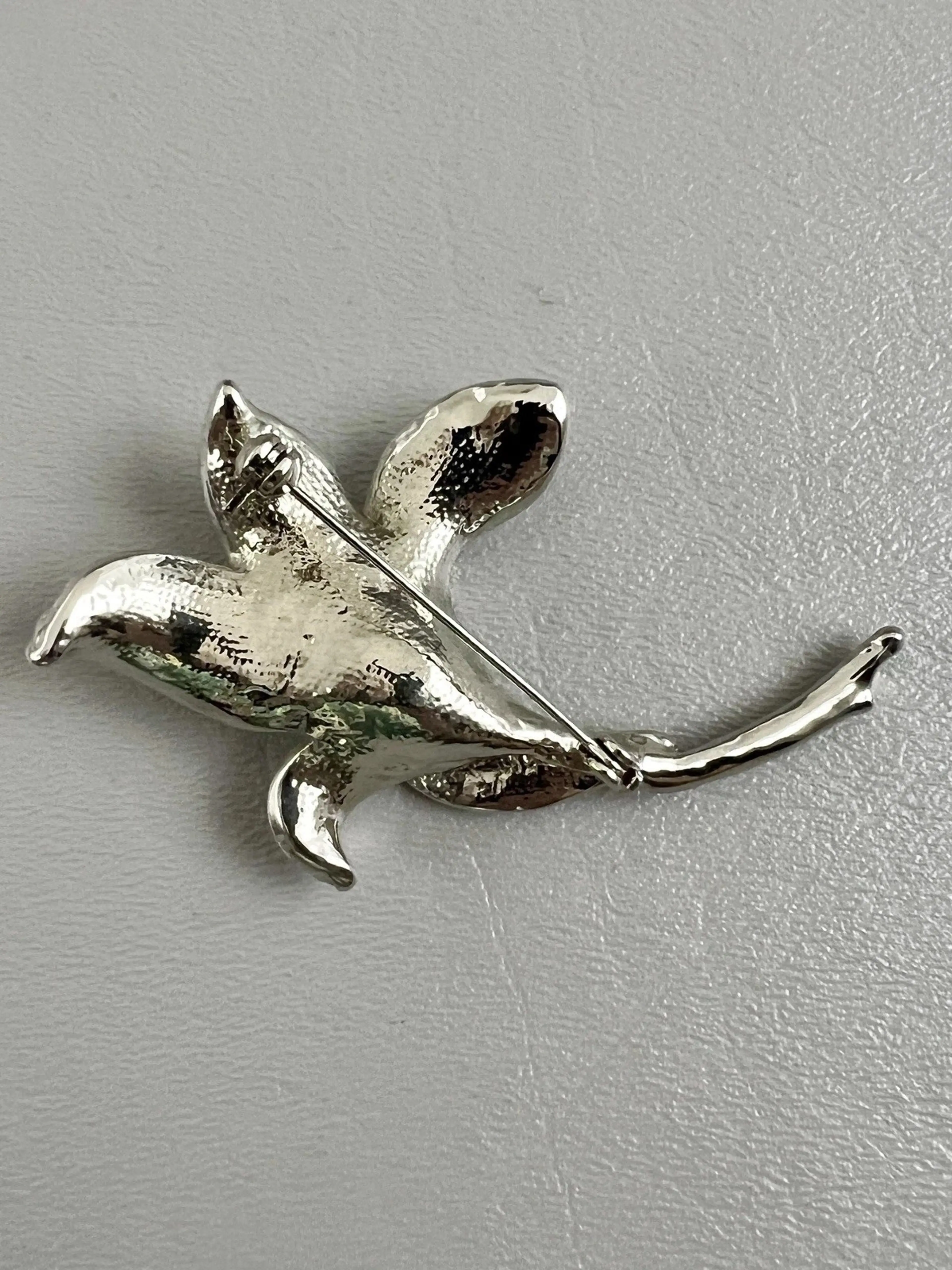Image 4 of 4