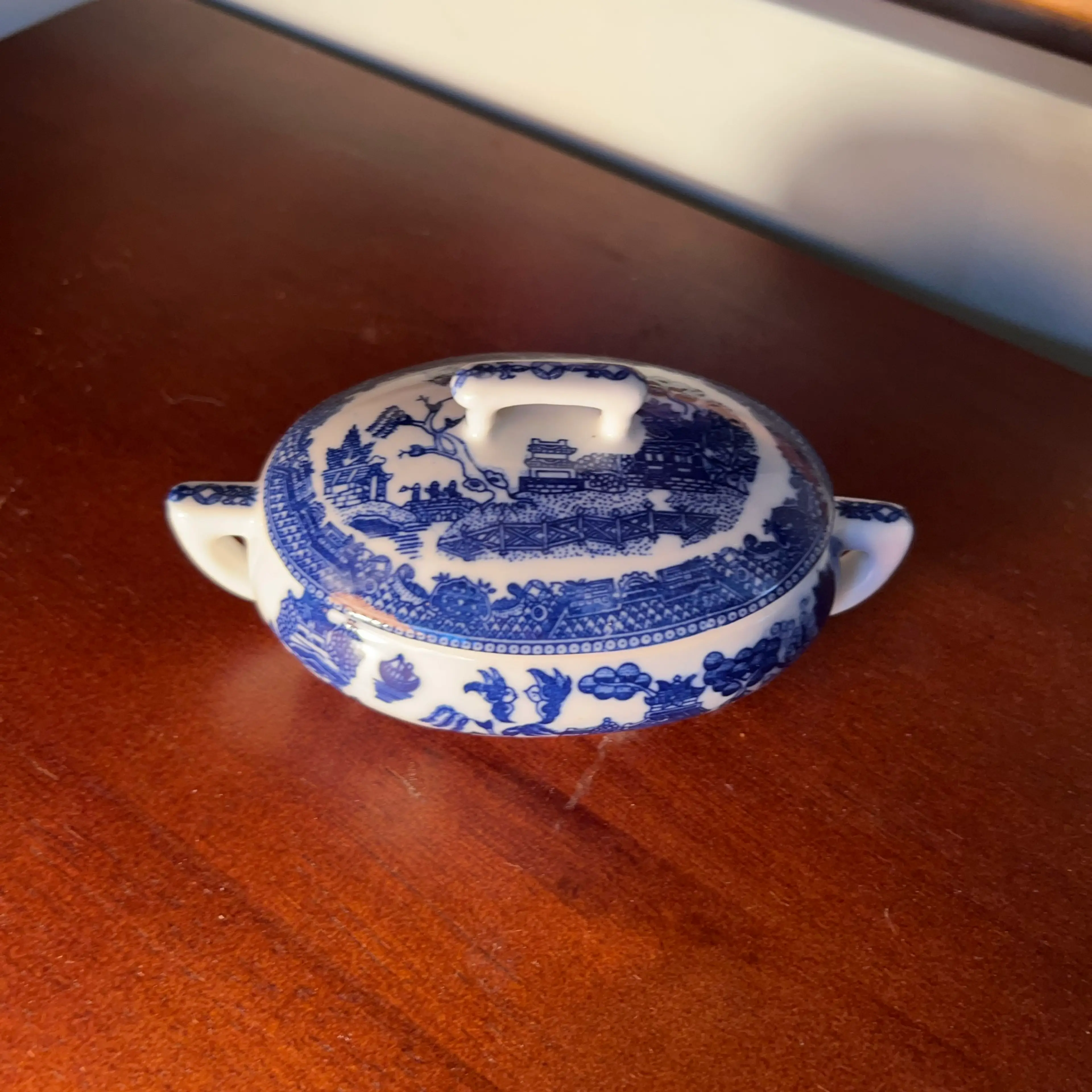 Image 2 of 7
