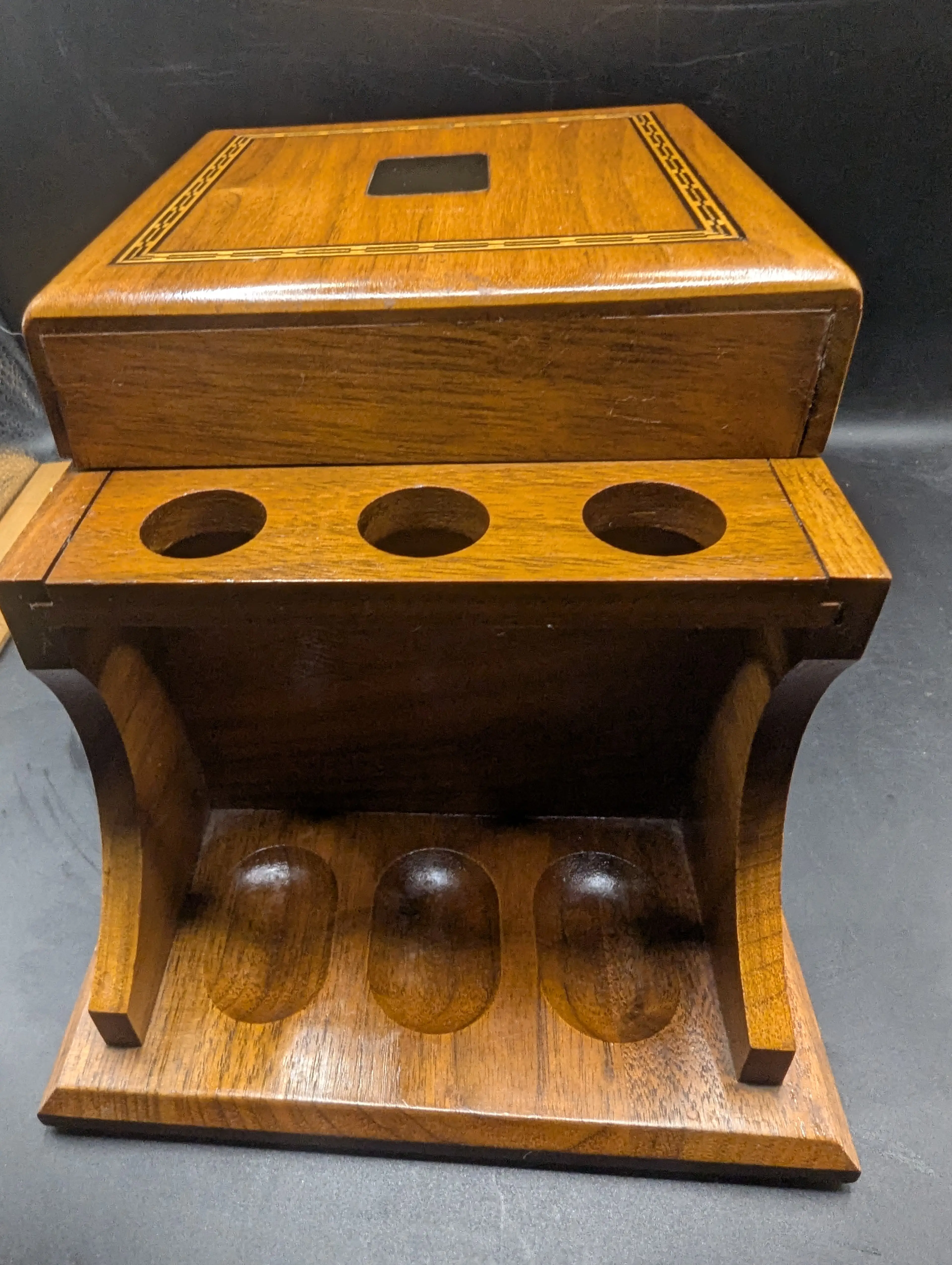 Image 4 of 11