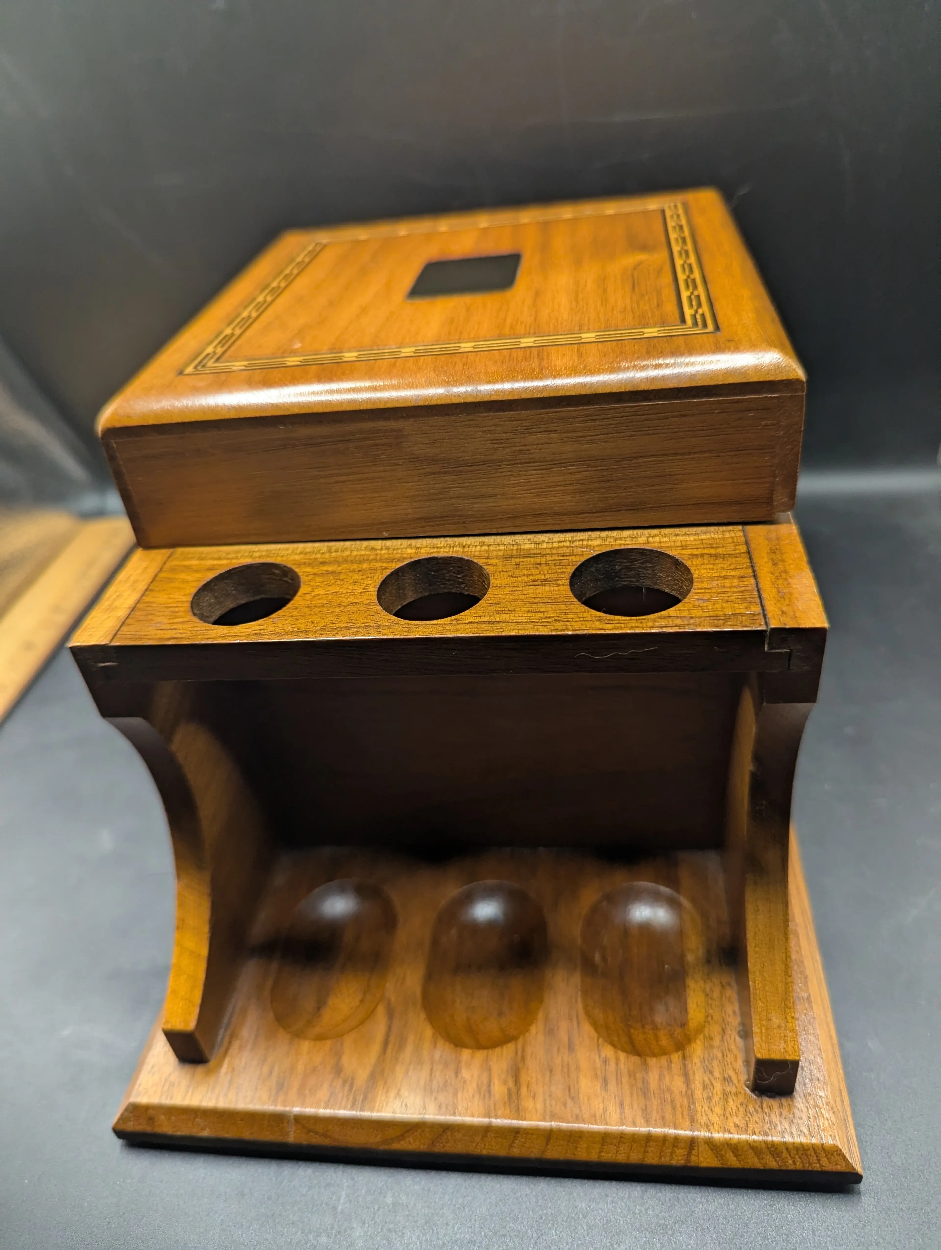 Image 3 of 11