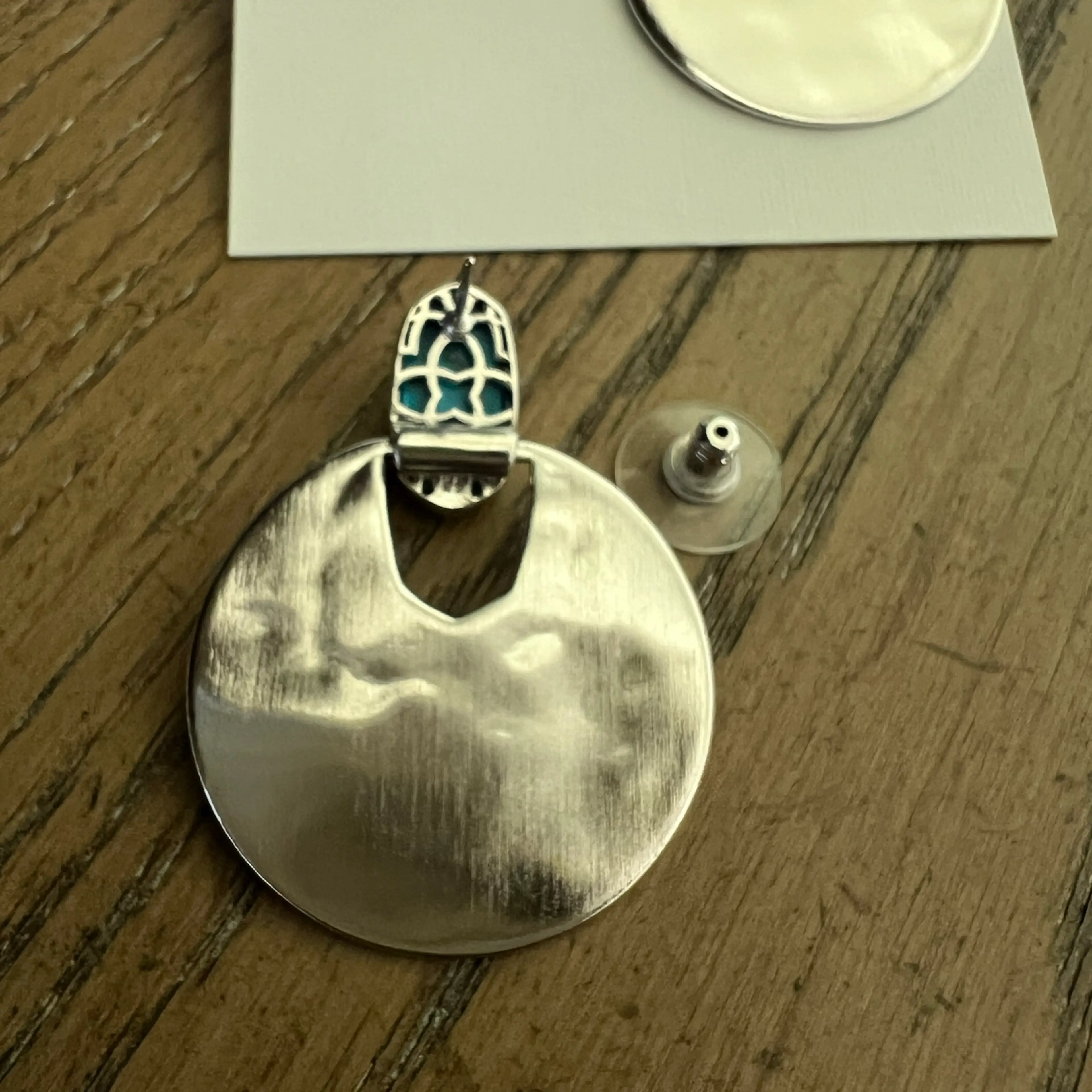 Image 3 of 4