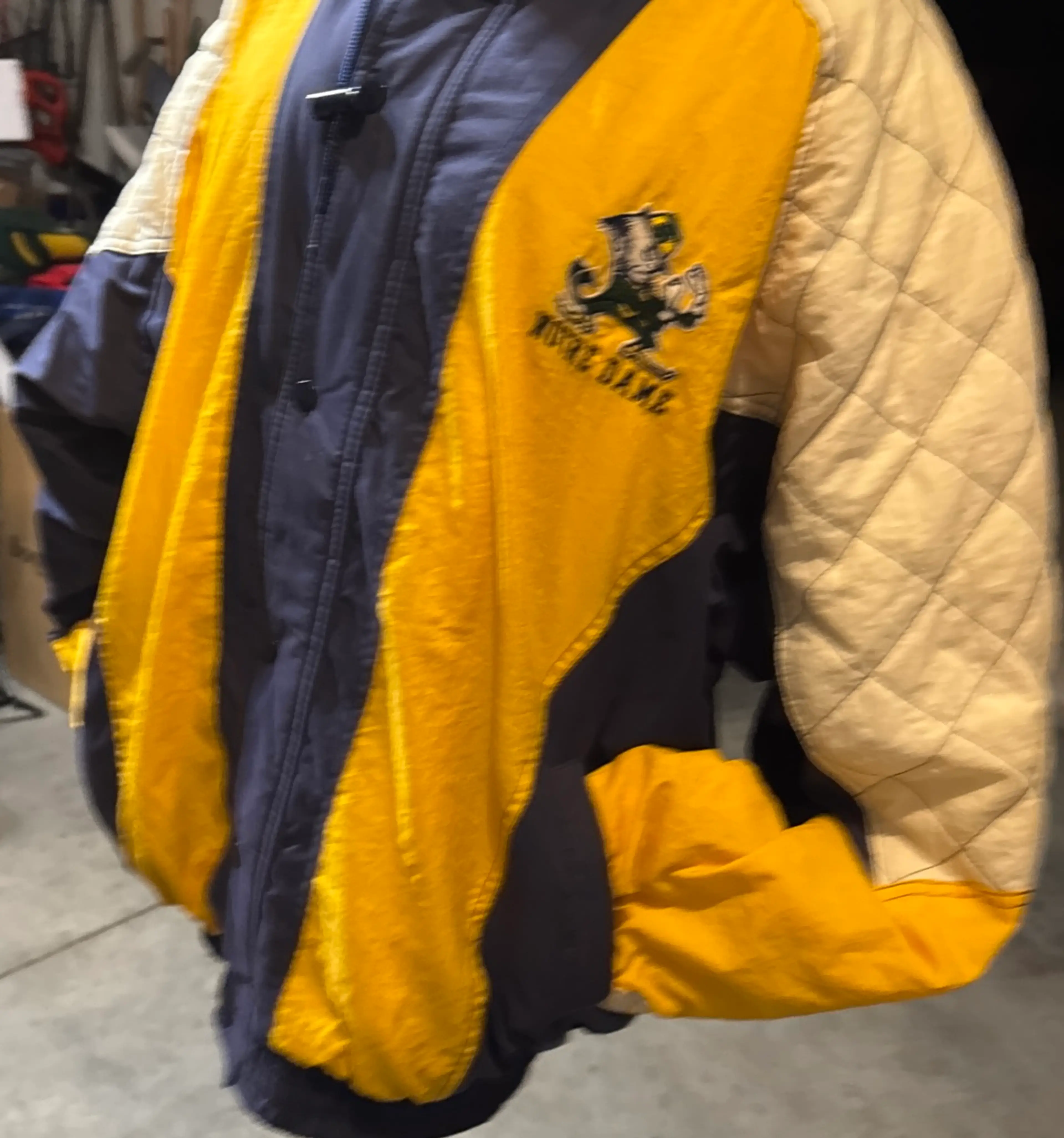 Image 2 of 16