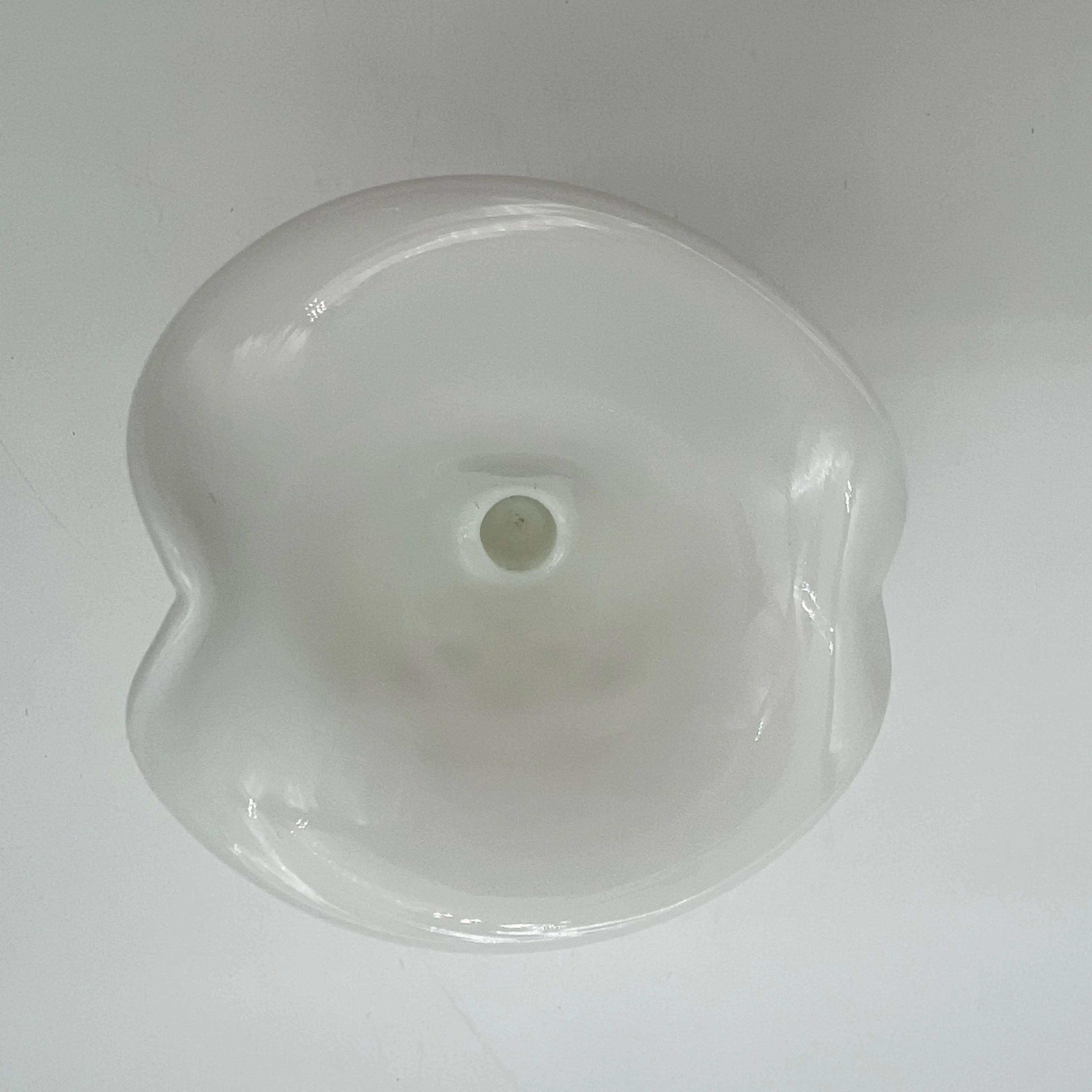 Image 2 of 6