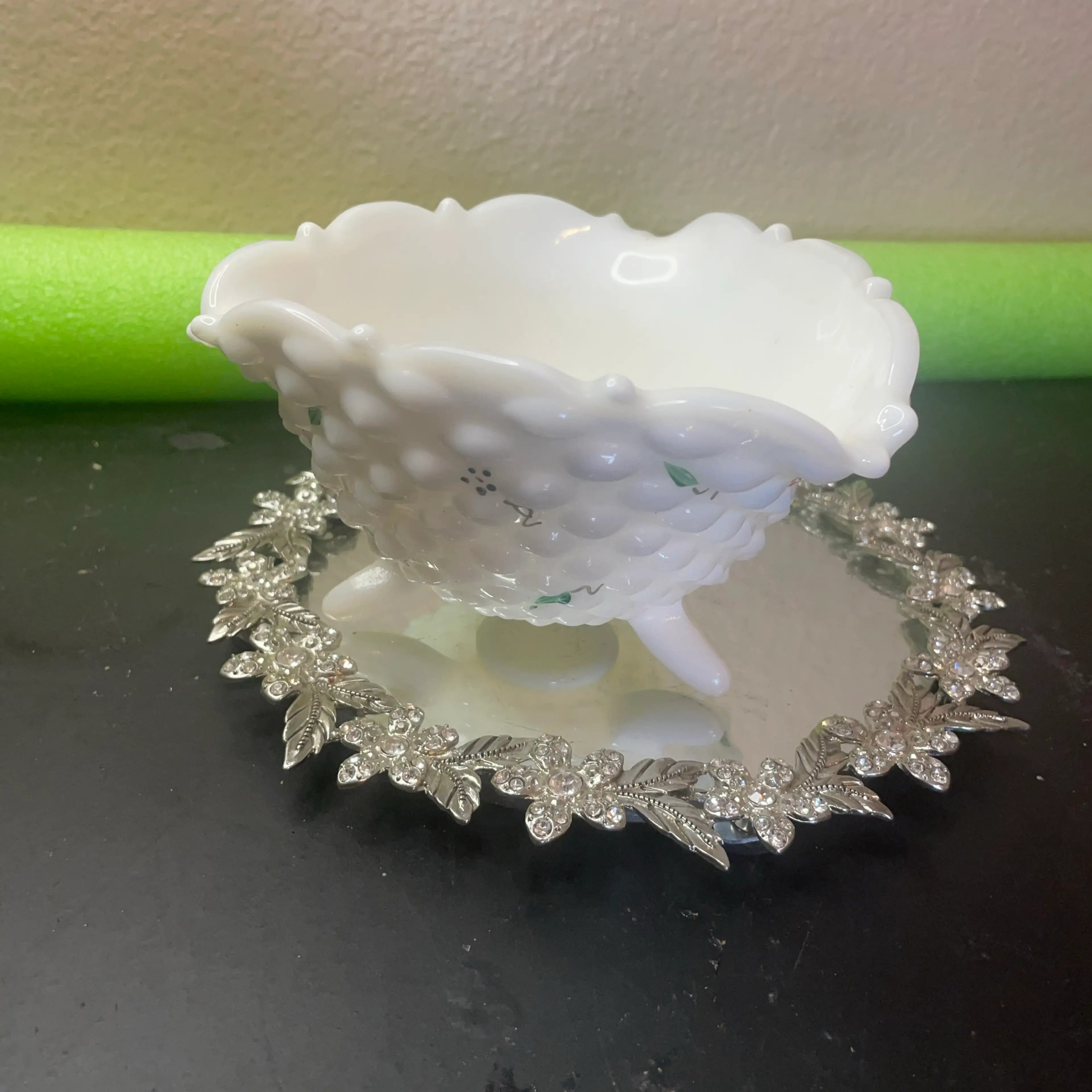 Image 3 of 3
