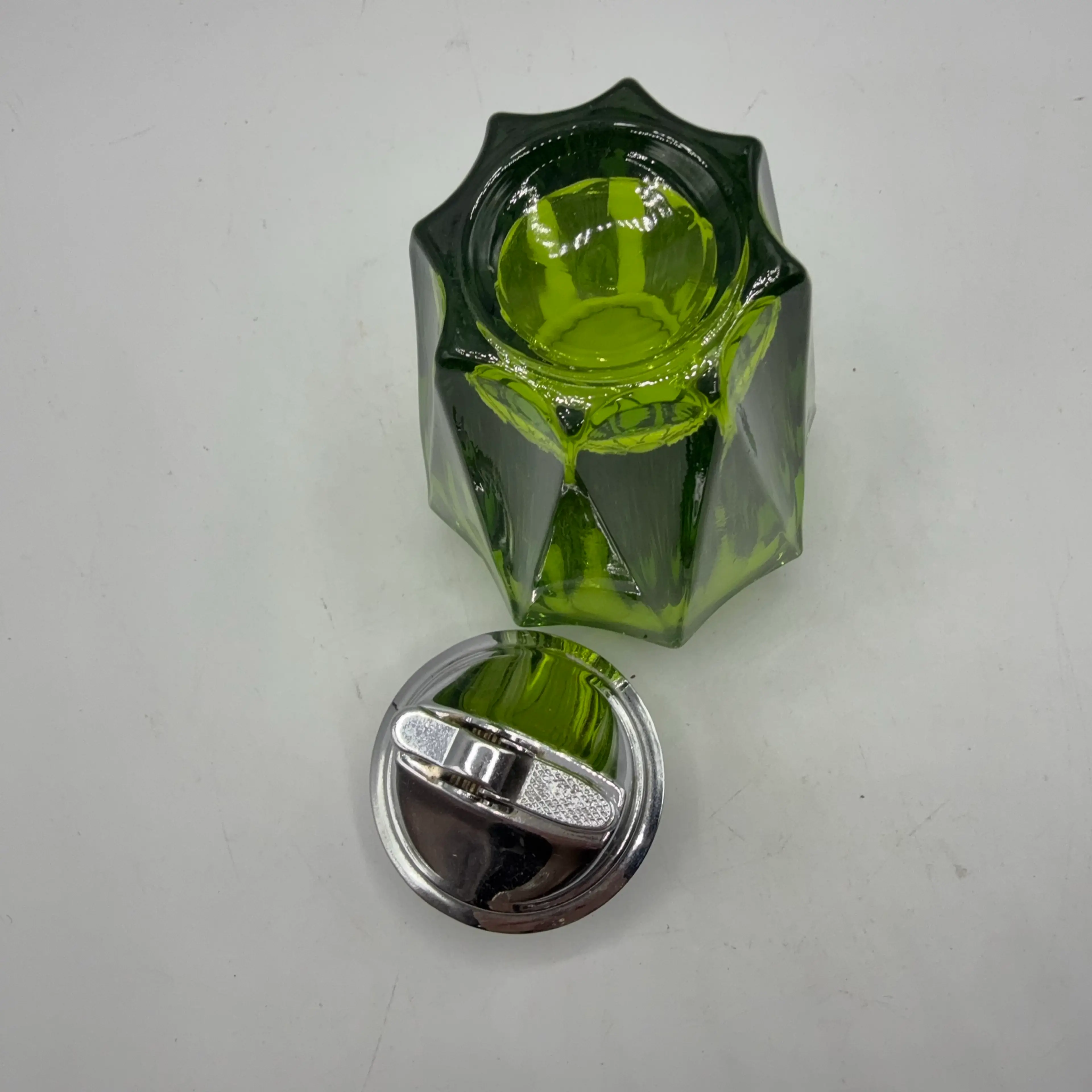 Image 4 of 4