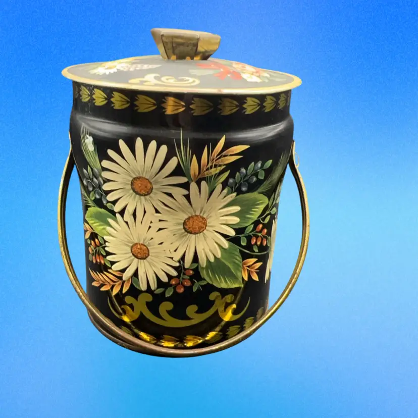 Vintage Hand painted Floral Tin With Lid Made In England Vintage Condition