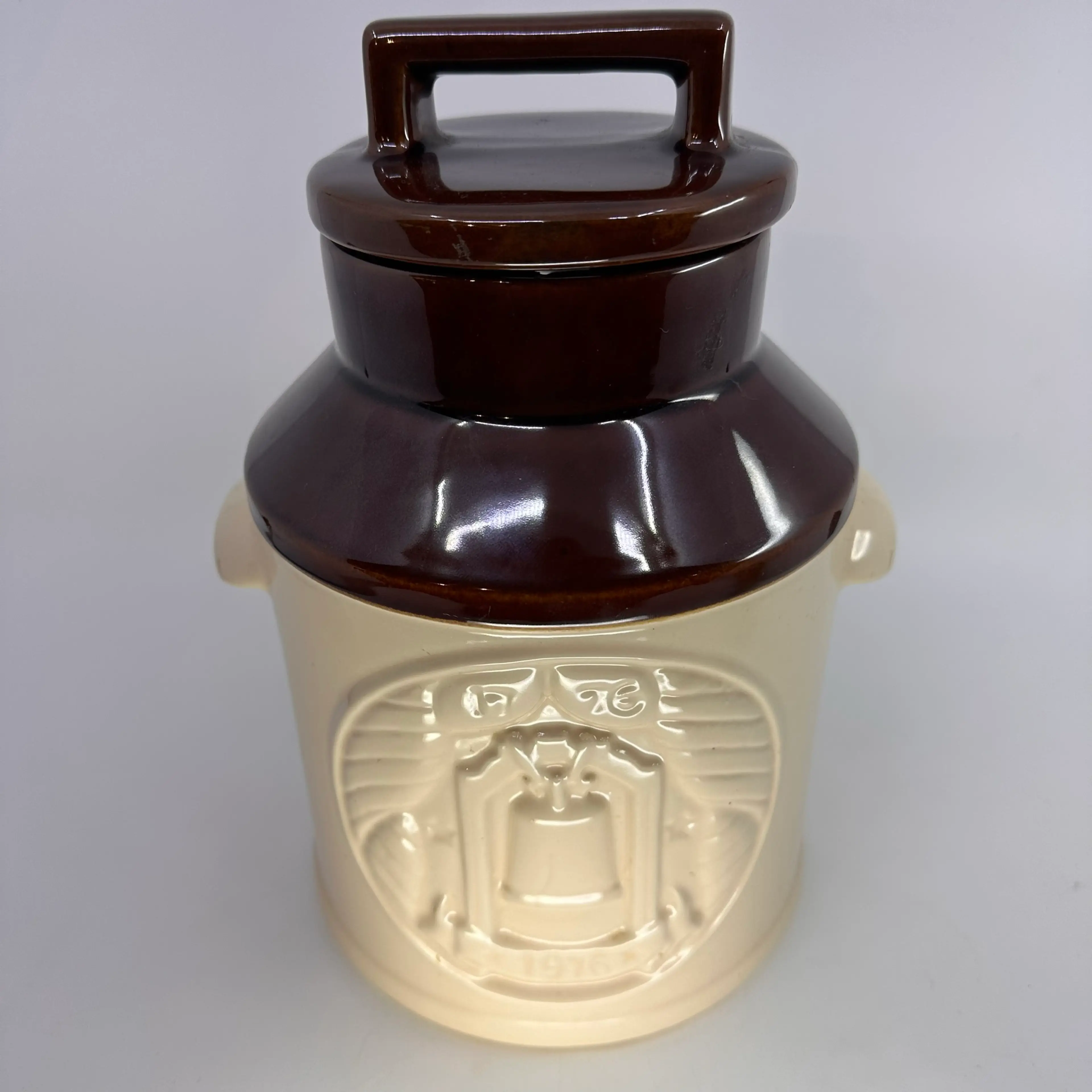 Image 2 of 6
