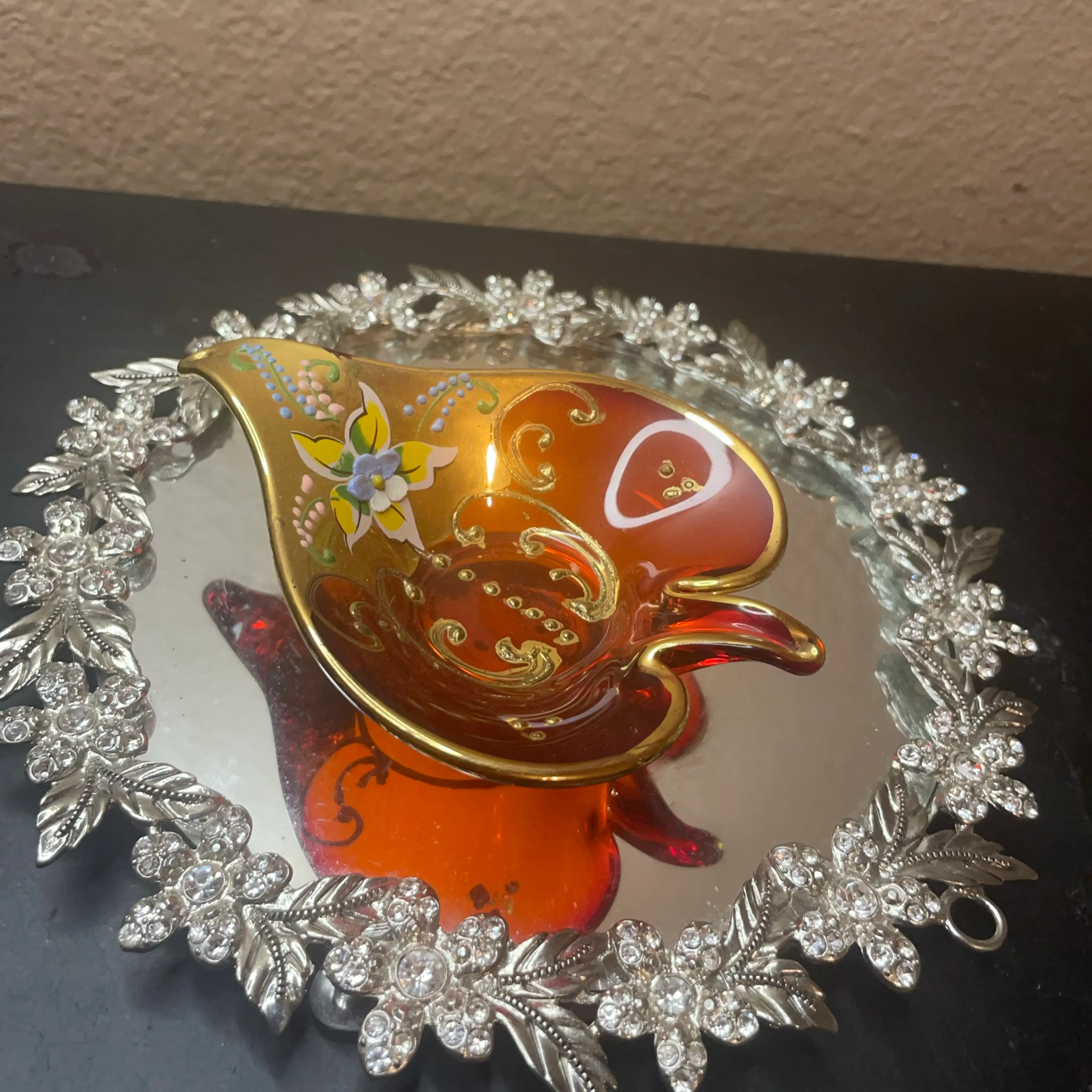 Image 2 of 6
