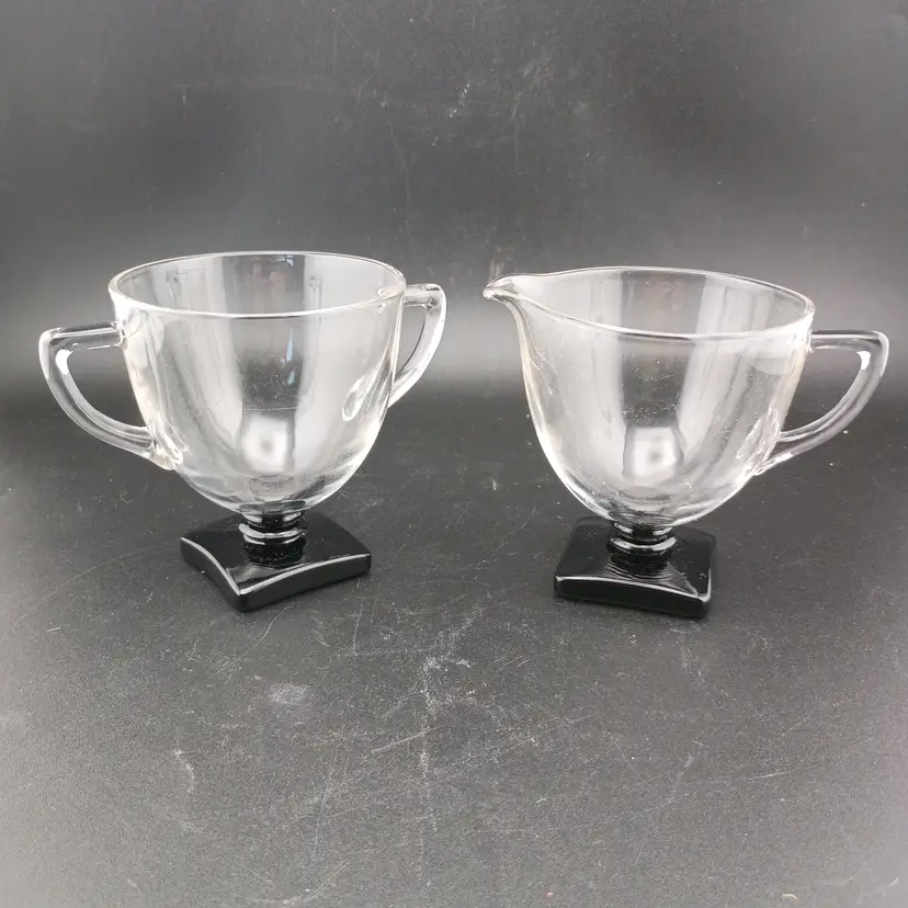 Fostoria? sugar and creamer with ebony base