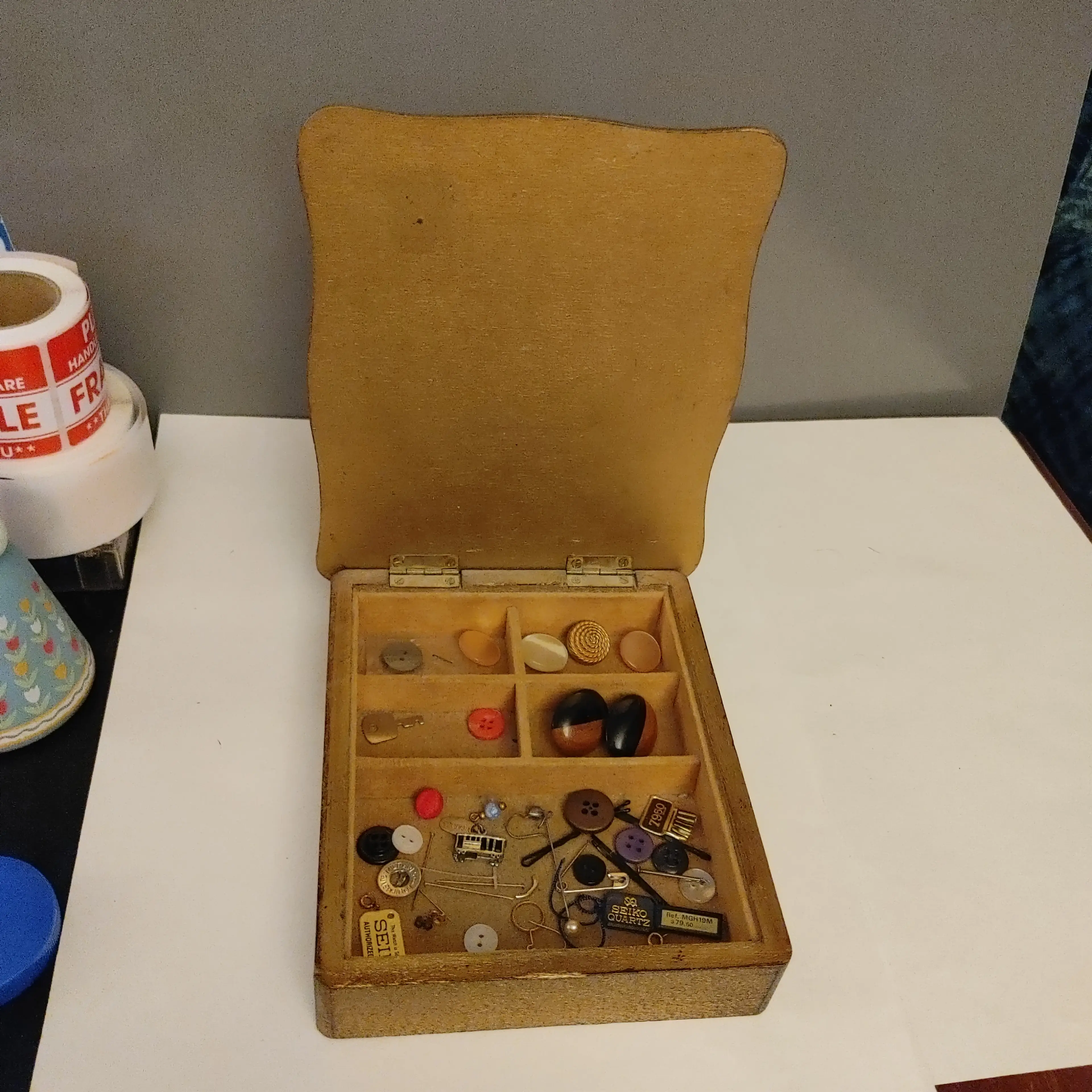 Image 3 of 6