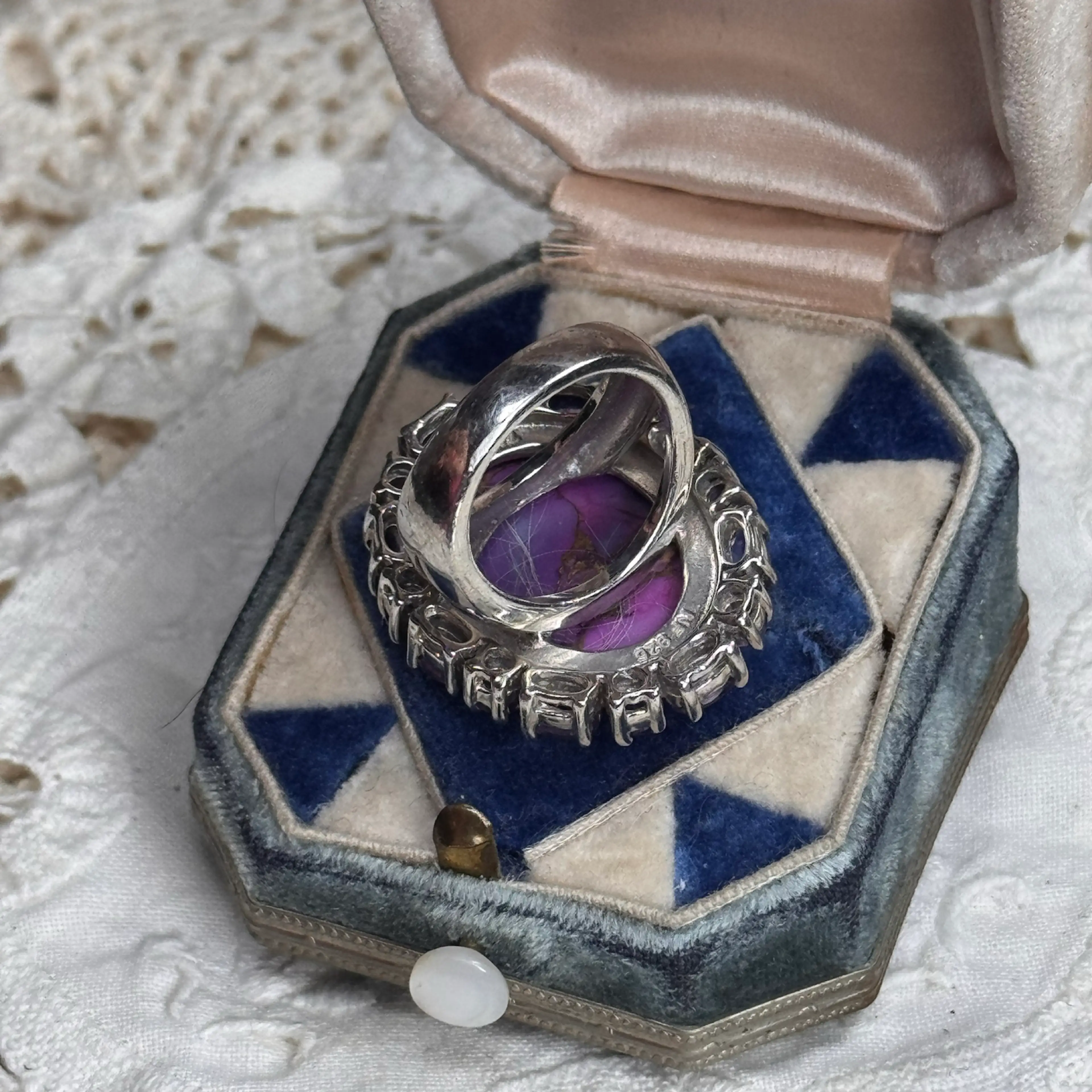 Image 4 of 4