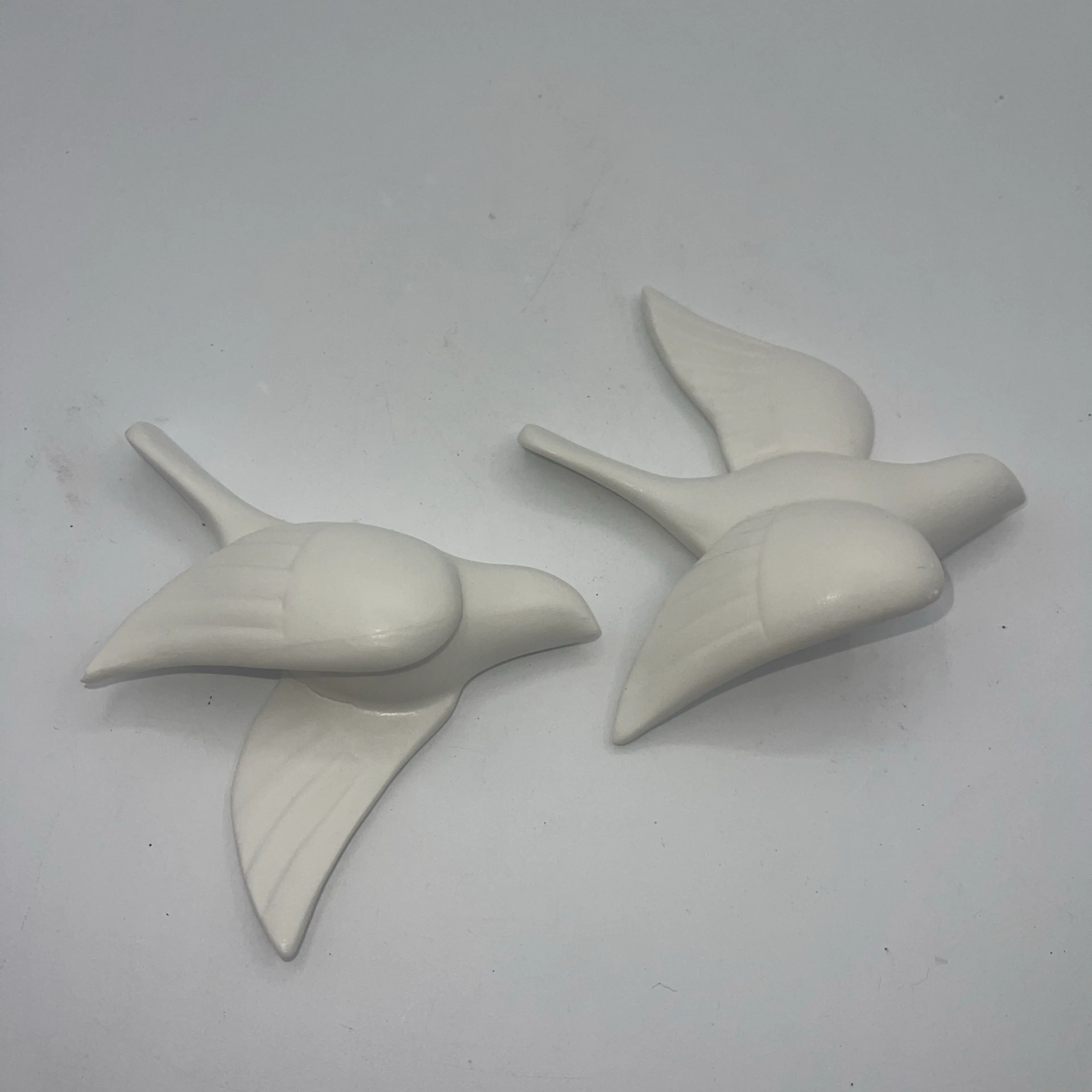 Image 2 of 6