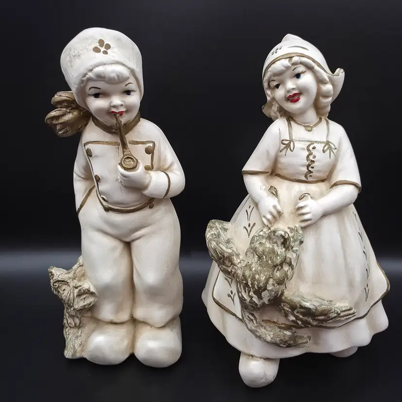 Vintage Chalkware Figurines Of A Dutch Boy And Girl
