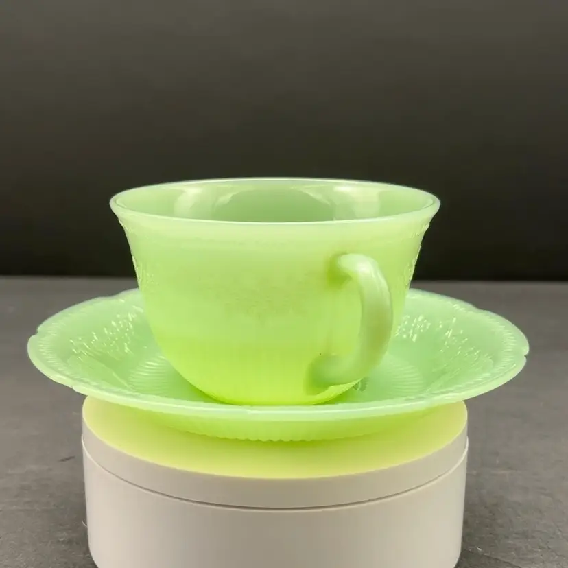 Fire-King Jadeite ALICE Cup & Saucer Set of 4 (1 Cup Chipped) | Vintage 1940s