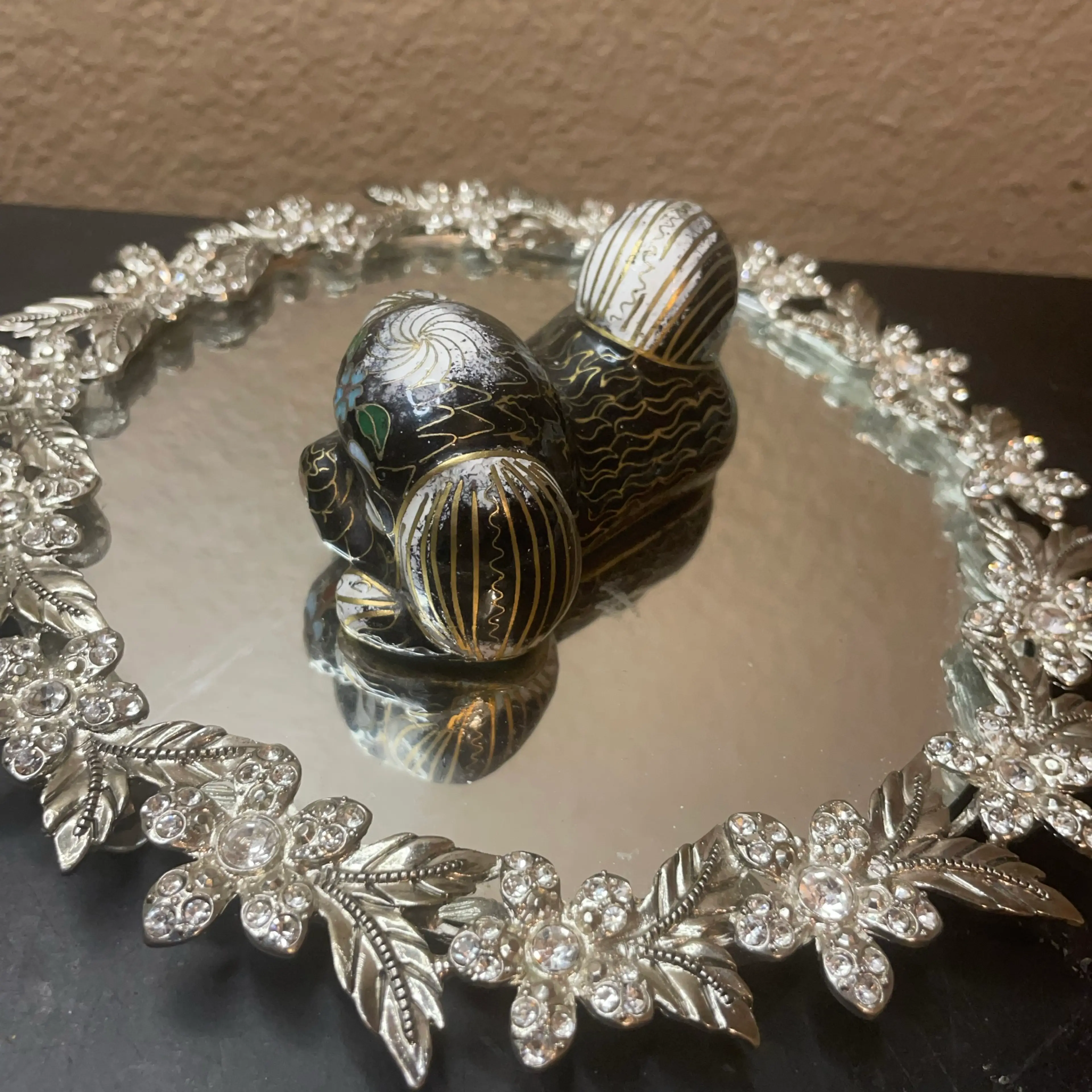 Image 2 of 6