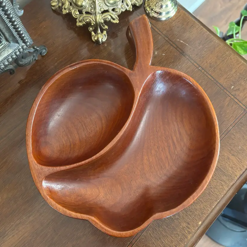 🐇 Vintage Carved Wood Apple Divided Bowl