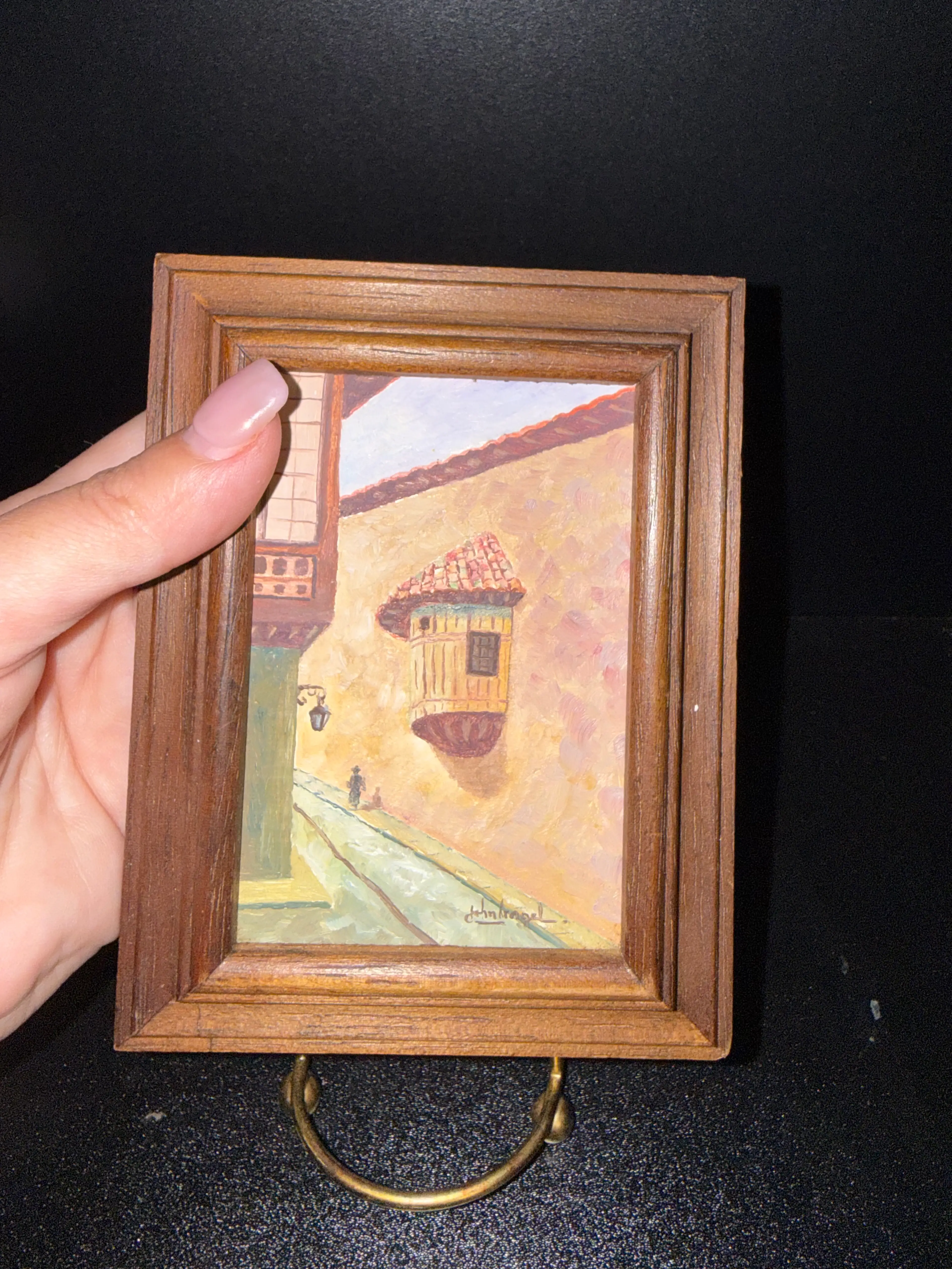 Image 1 of 5