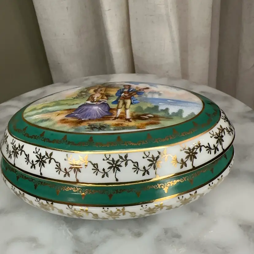 🔔 Vintage Limoges Gout De Ville Dresser Box
