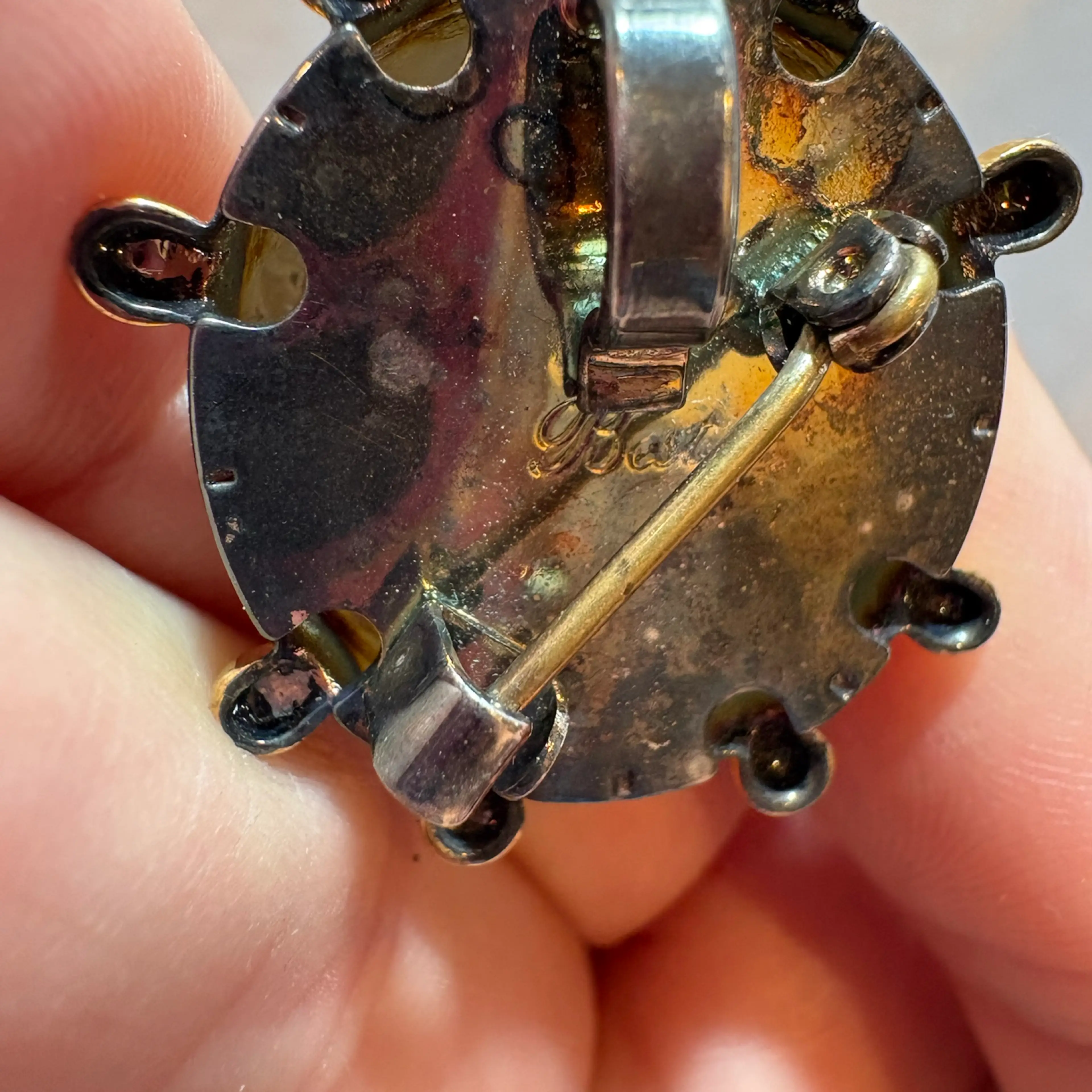 Image 3 of 4