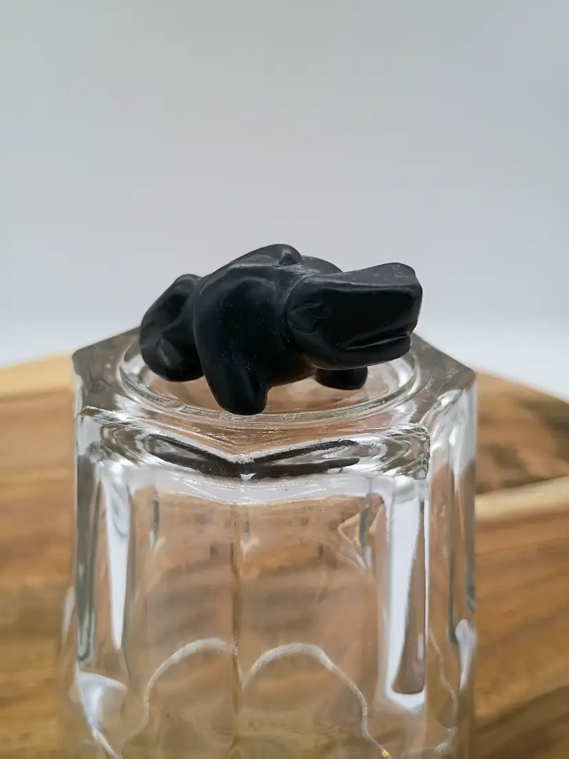 Hand Carved Natural Obsidian Stone Zuni Fettish Frog