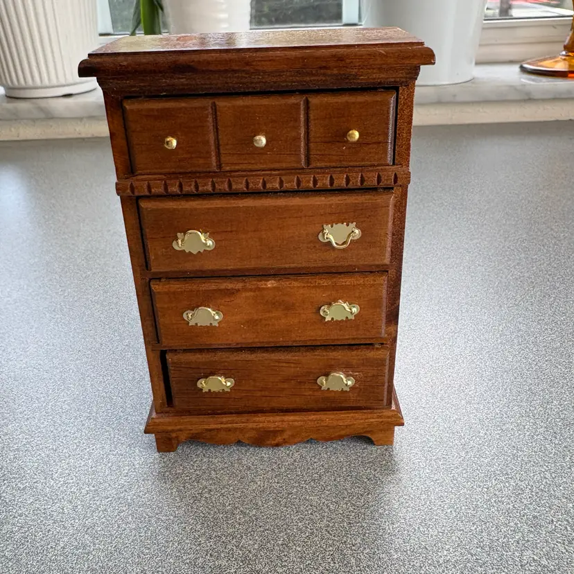 Dresser - 4 Drawer