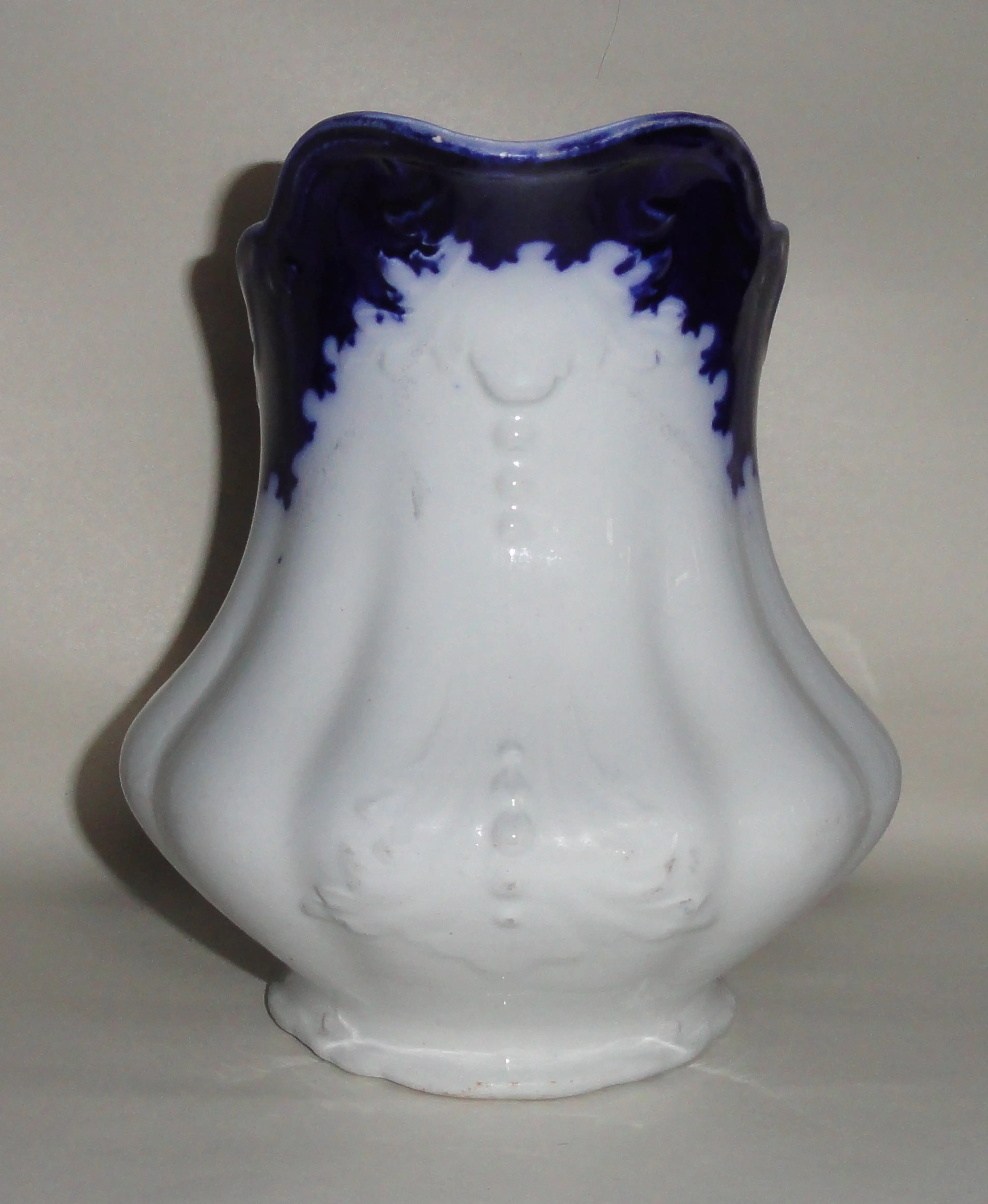 Image 3 of 9