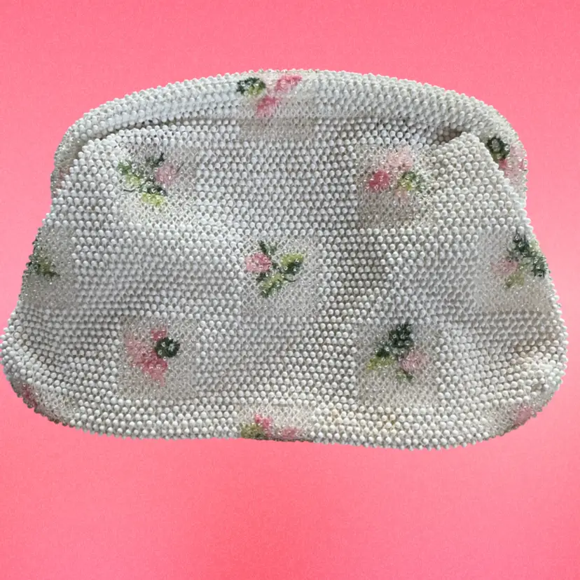 1950s Lumured Beaded Clutch Purse