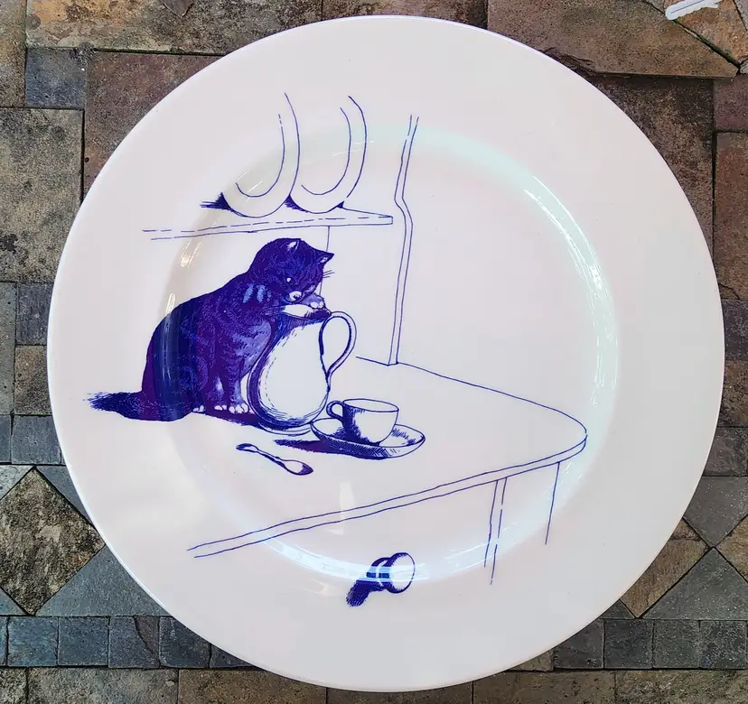 Vintage Blue Cat Plate, The National Trust, Replica of 1888 Plte Made in England