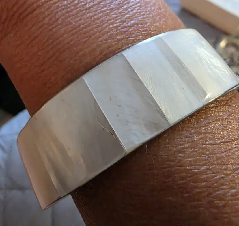 Vintage Bracelet Silver Tone Metal W/ Mother Of Pearl Inlay