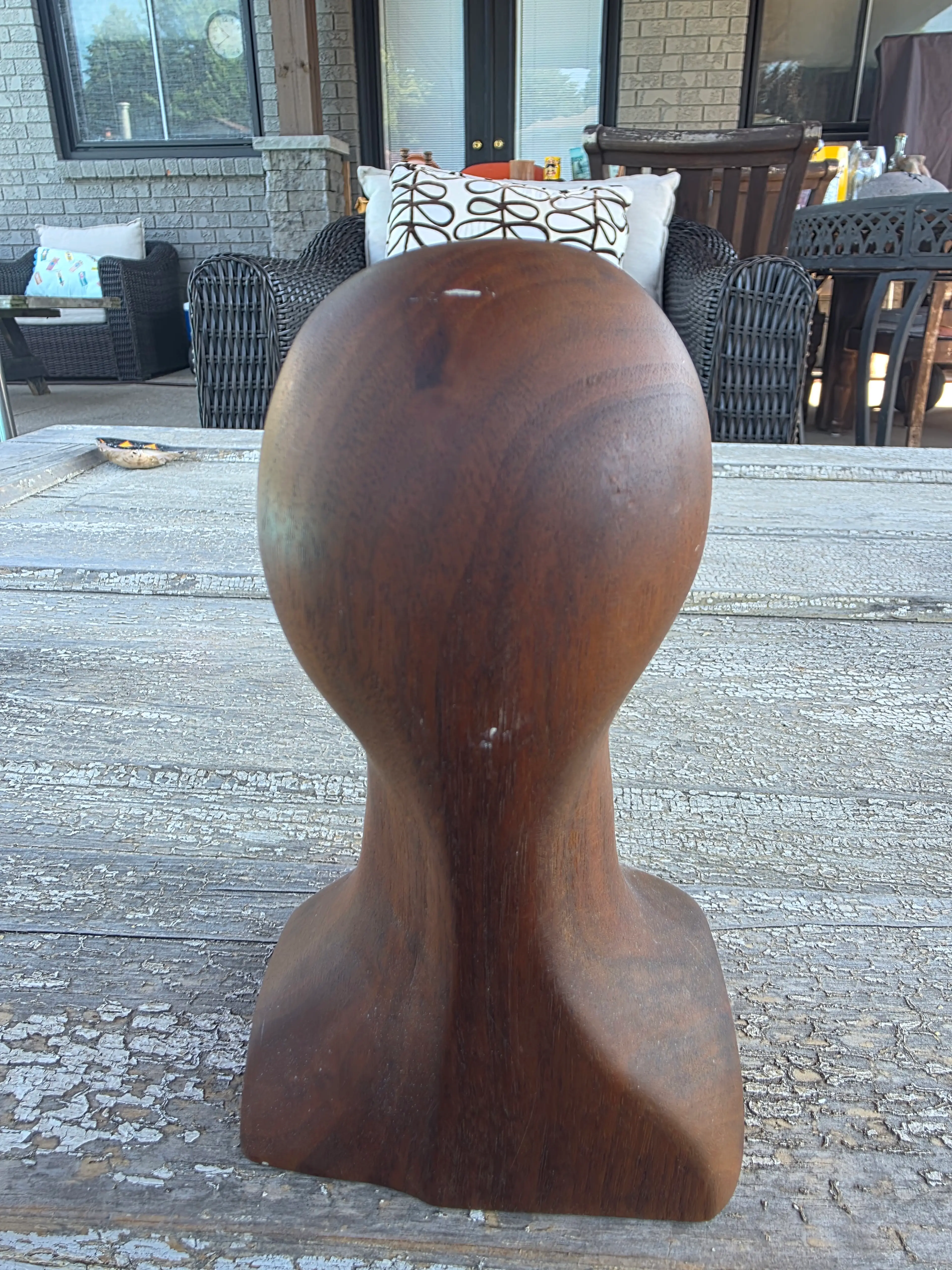 Image 2 of 6