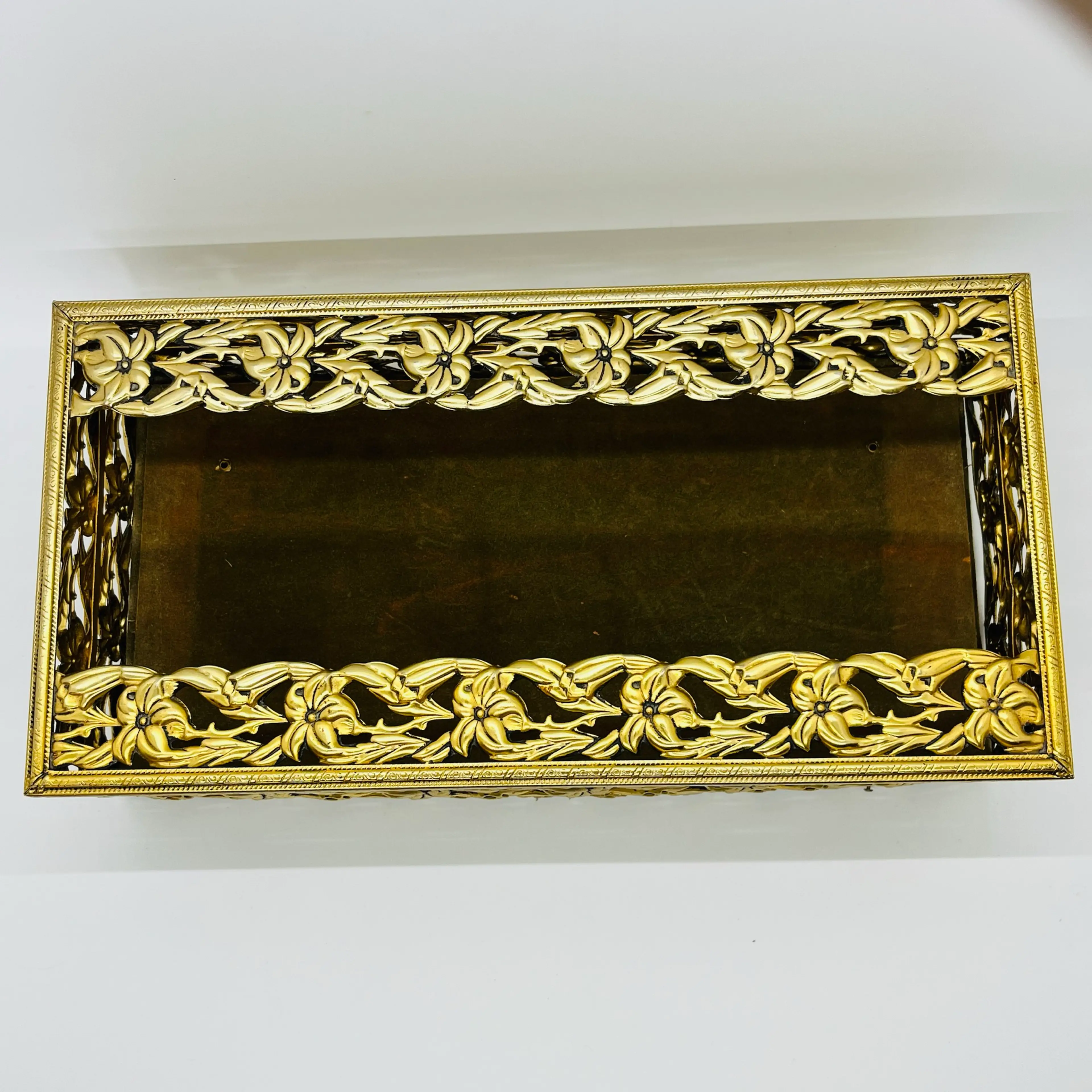 Image 2 of 8