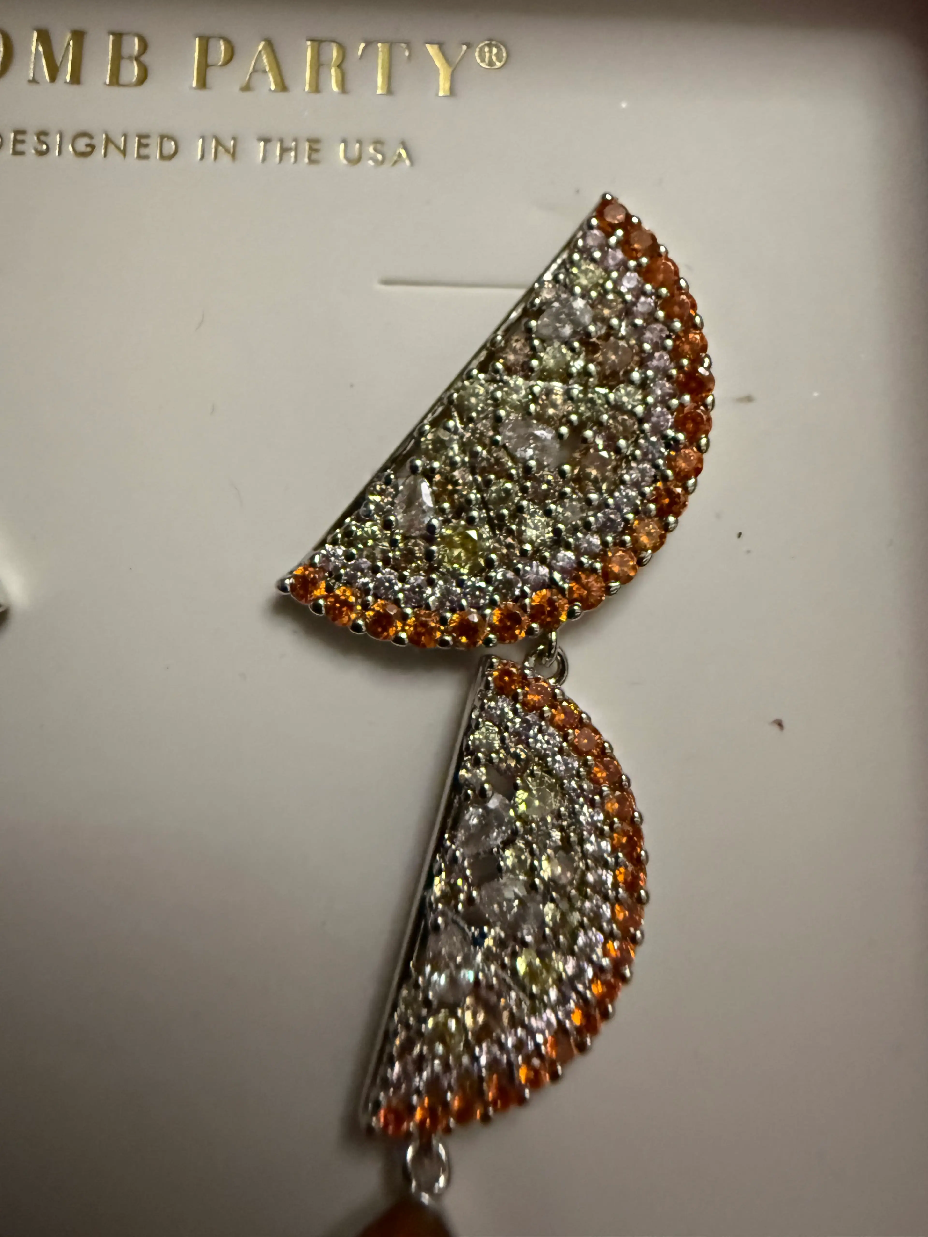 Image 2 of 7