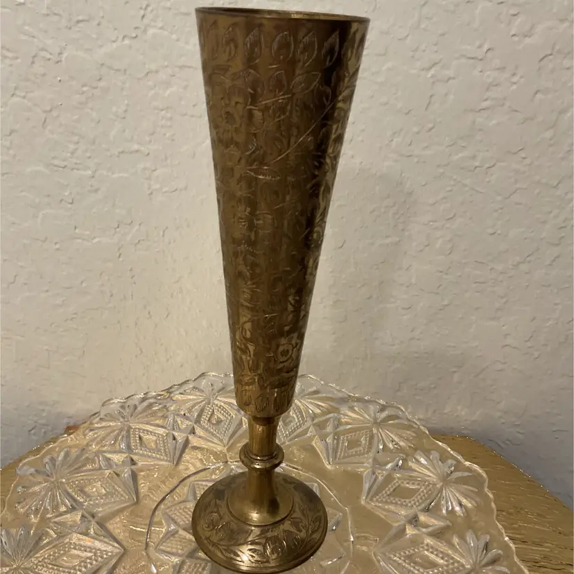 🎉Hand-etched Brass Trumpet Bud Vase