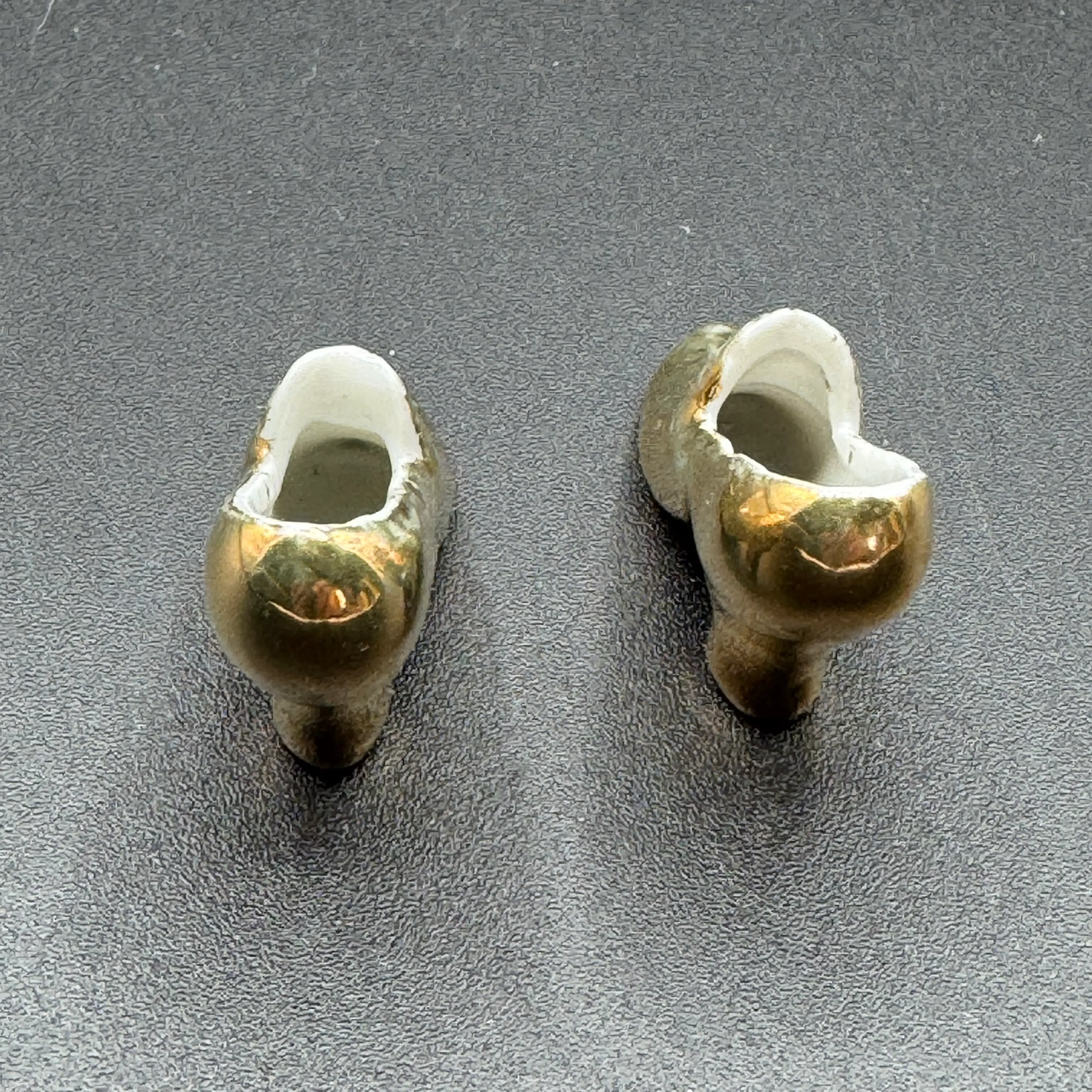 Image 3 of 8