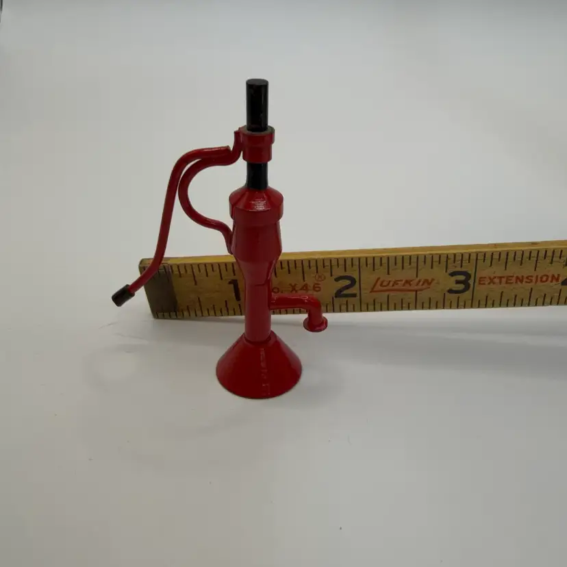 🔔 Miniature Vintage Métal Pump