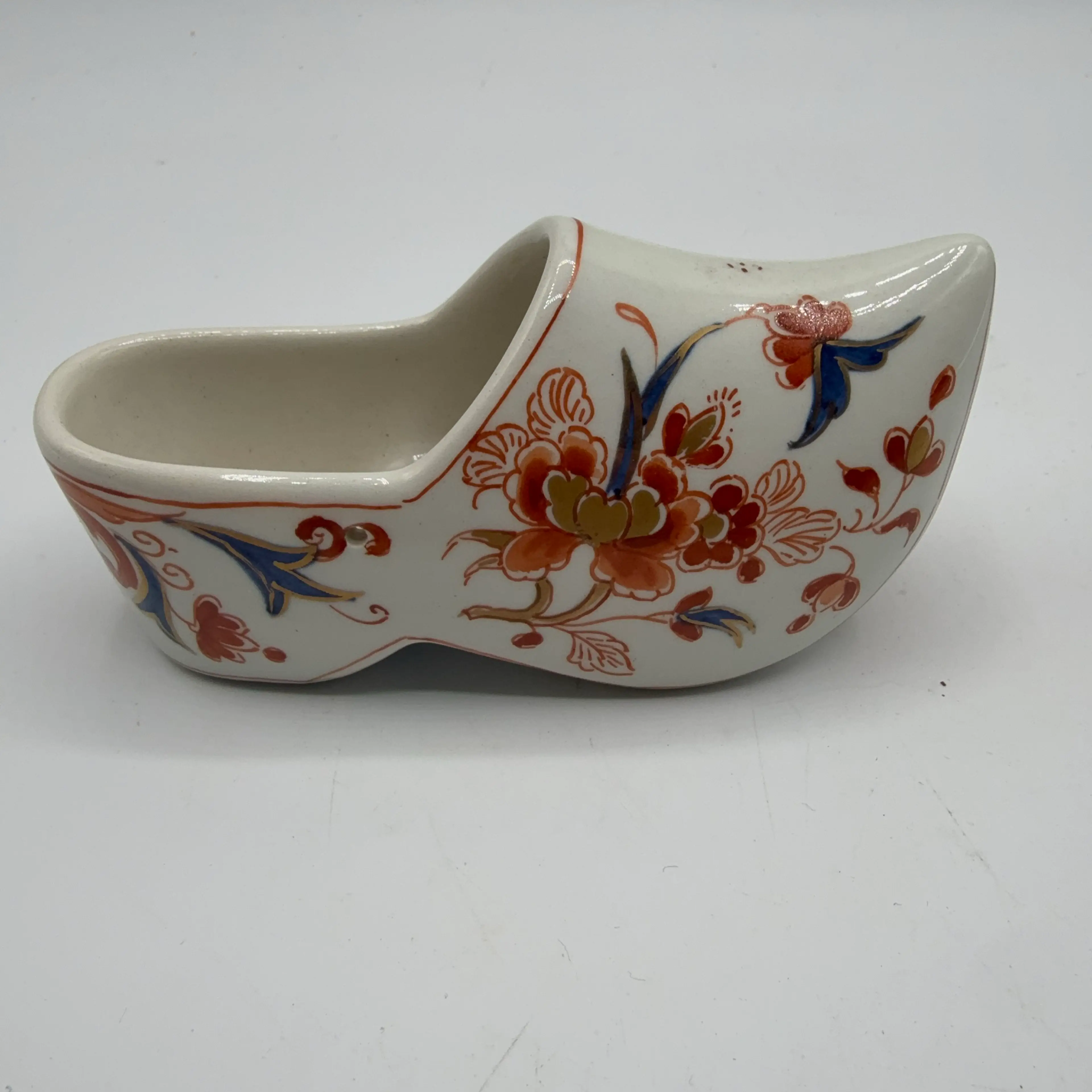 Image 4 of 7