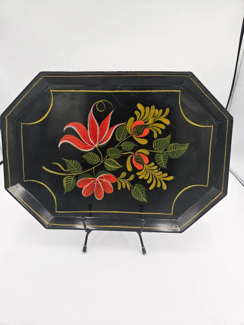 #D38 Tole Black with Red Floral  12 inch Metal Tray