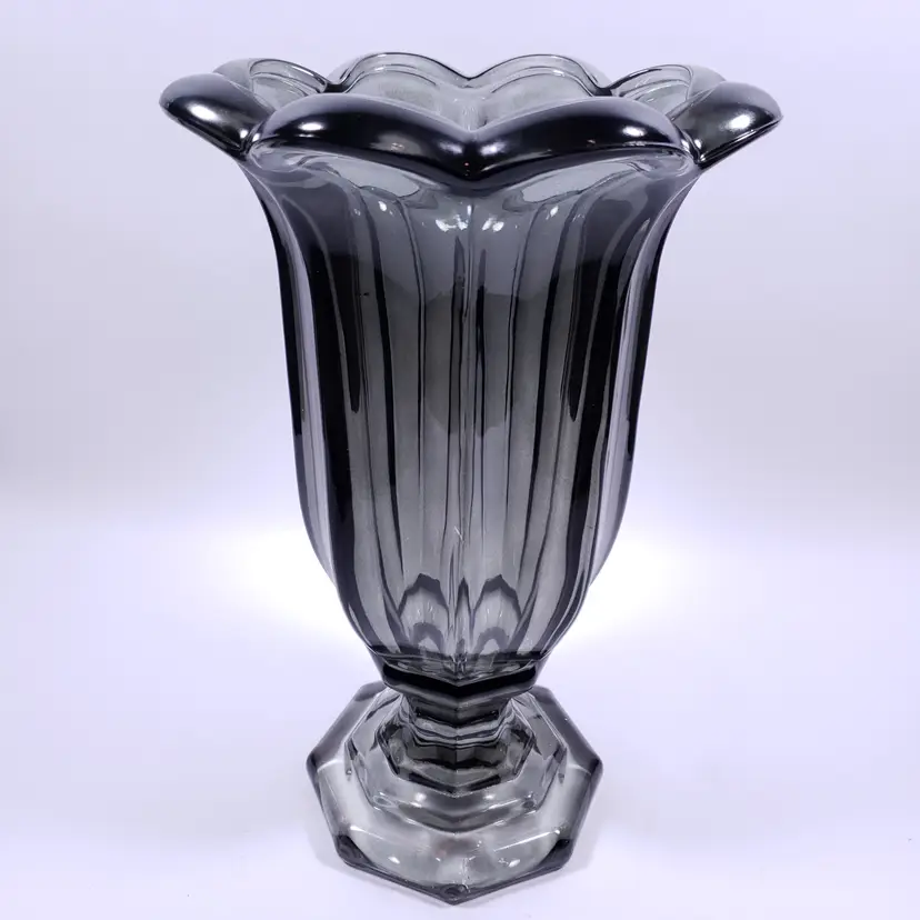 Vtg MCM Smokey Gray Paneled Scalloped Octagonal Footed Heavy GLASS CELERY VASE