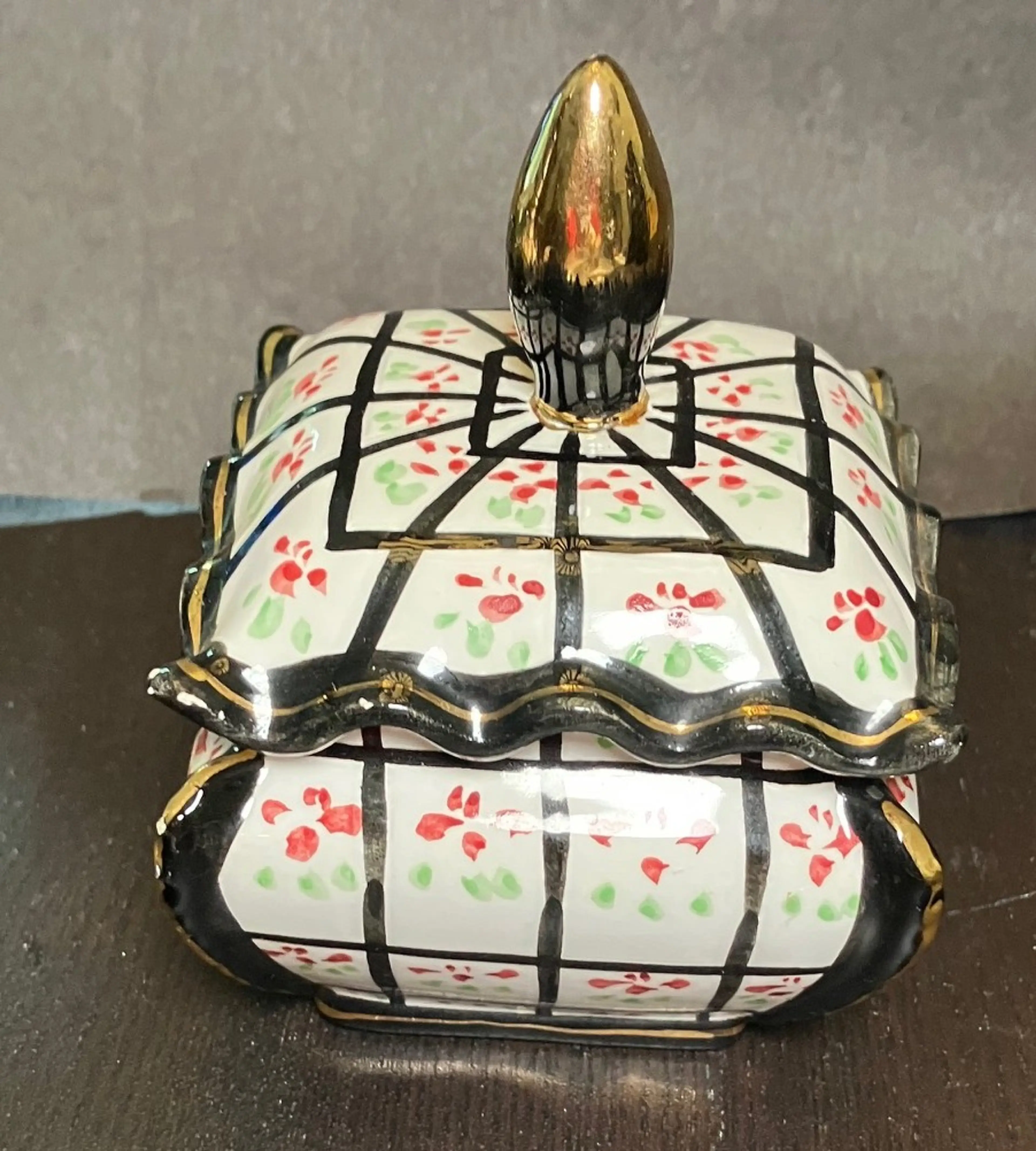 Image 2 of 16