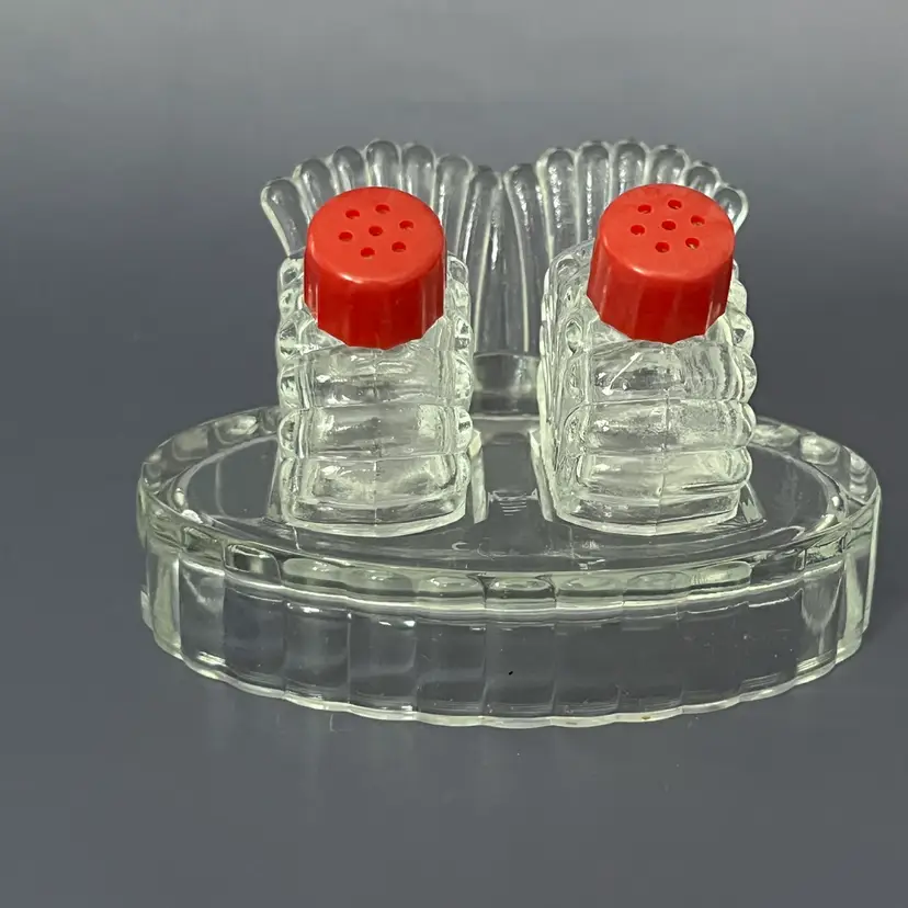 Vintage Hazel-Atlas Style Glass Salt & Pepper Shakers with Tray