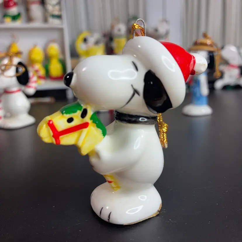 #21 - Vintage Japan Peanuts Ornament Snoopy