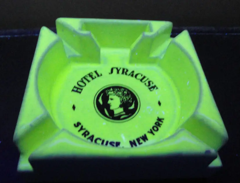 1920’s Hotel Syracuse Ashtray Match Holder ~ Square Uranium ~ Trenton NJ