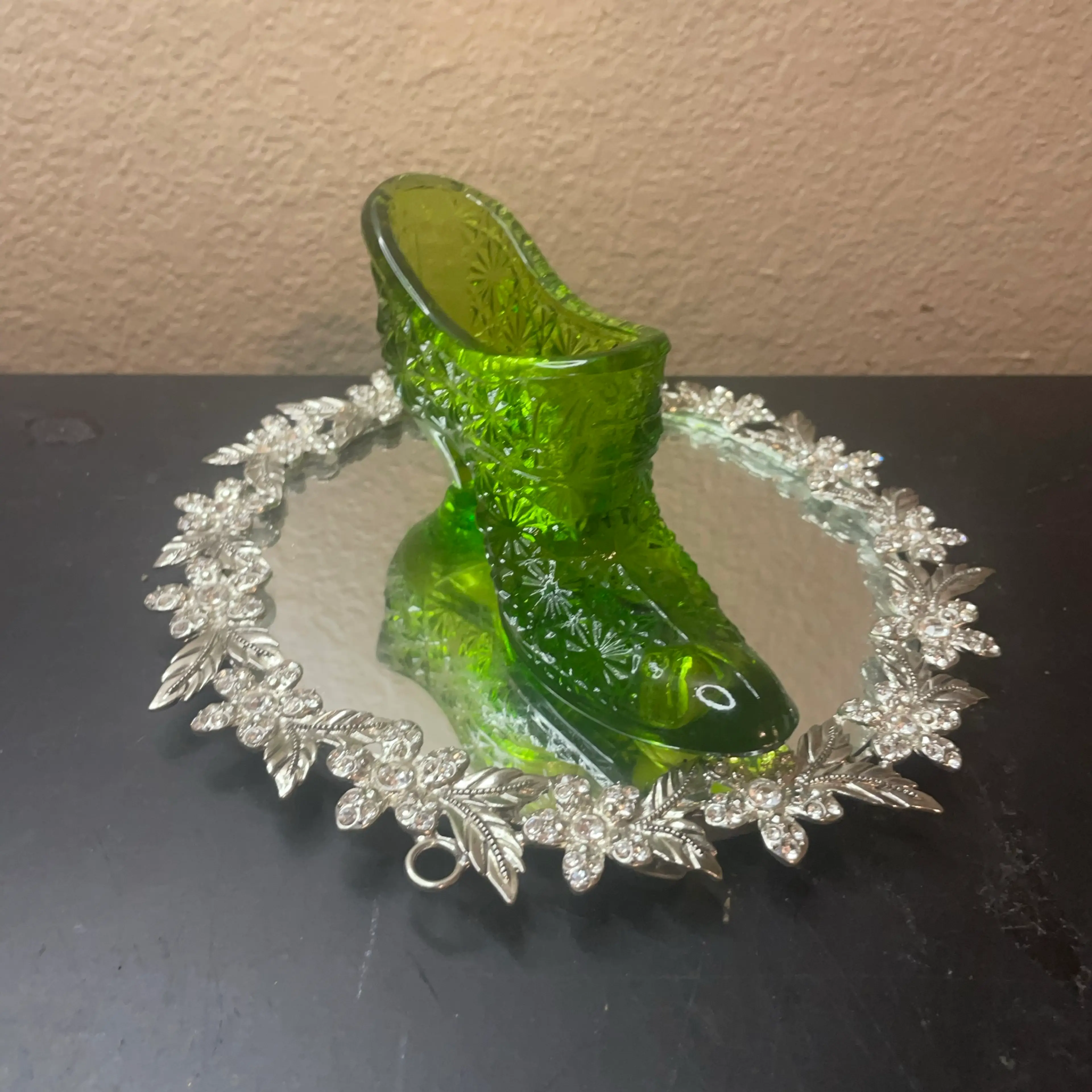 Image 2 of 4