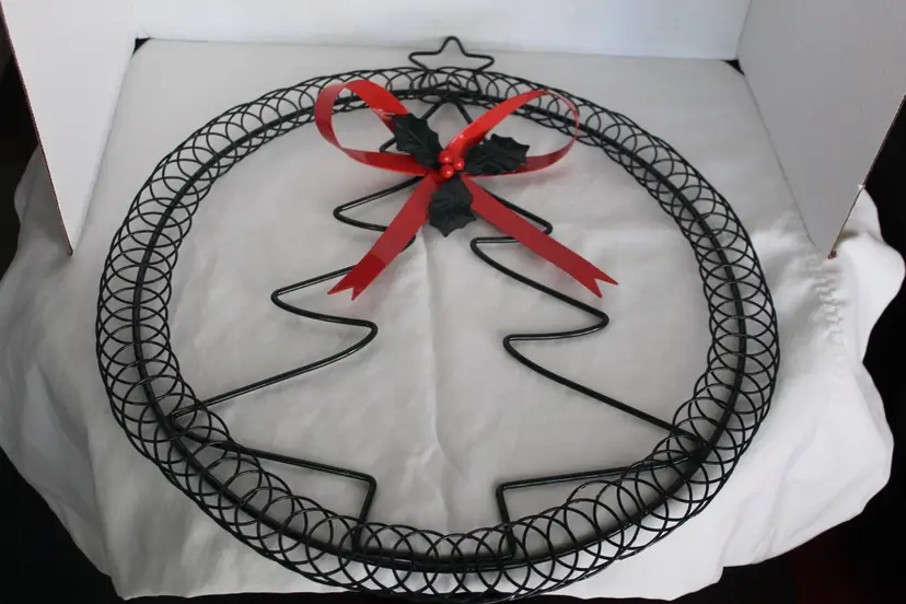 Vintage Metal Wire Christmas Tree Card/Photo Holder Wreath Looped Bow