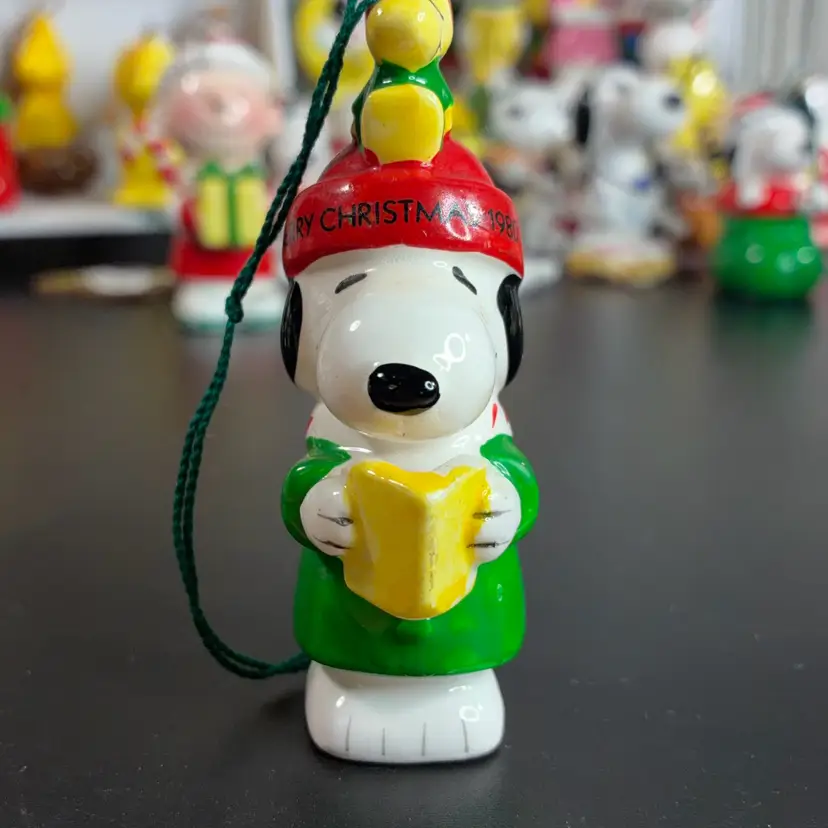 #19 - Vintage Japan Peanuts Ornament Snoopy Woodstock 1980 Wear To Paint Top Woodstock Head See Pic